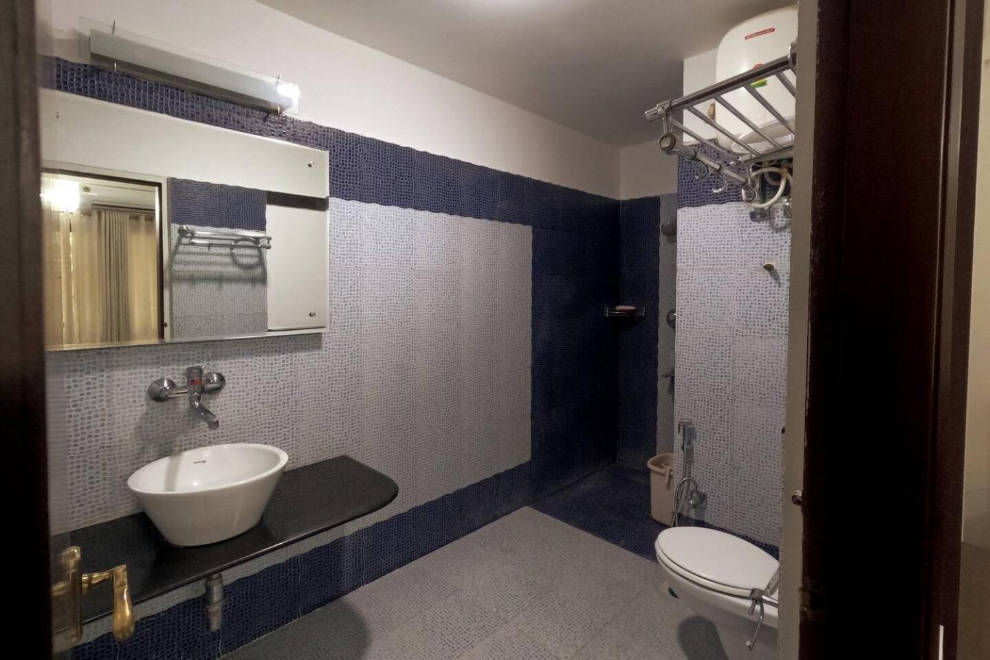 Apartment Elegant 3bhk Flat With Garden
