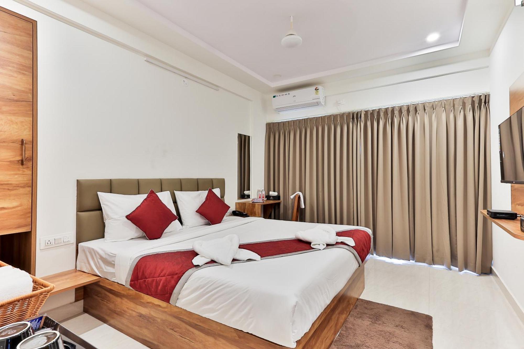 The Boutique - Manyata Tech Park 3*