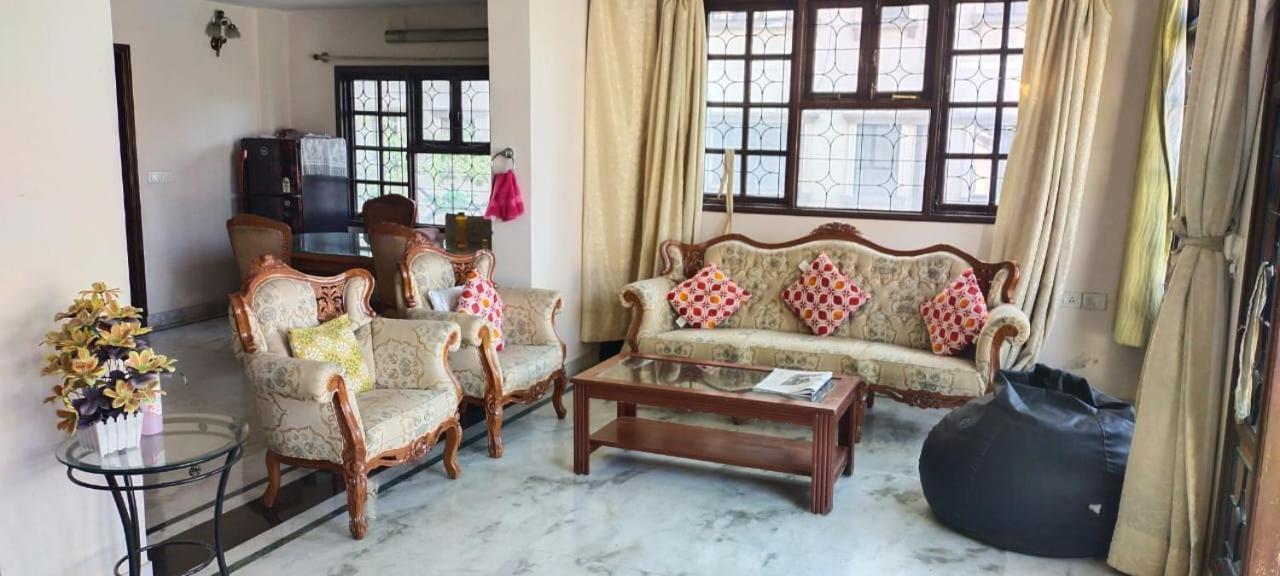 Service In Richmond Road * Bangalore