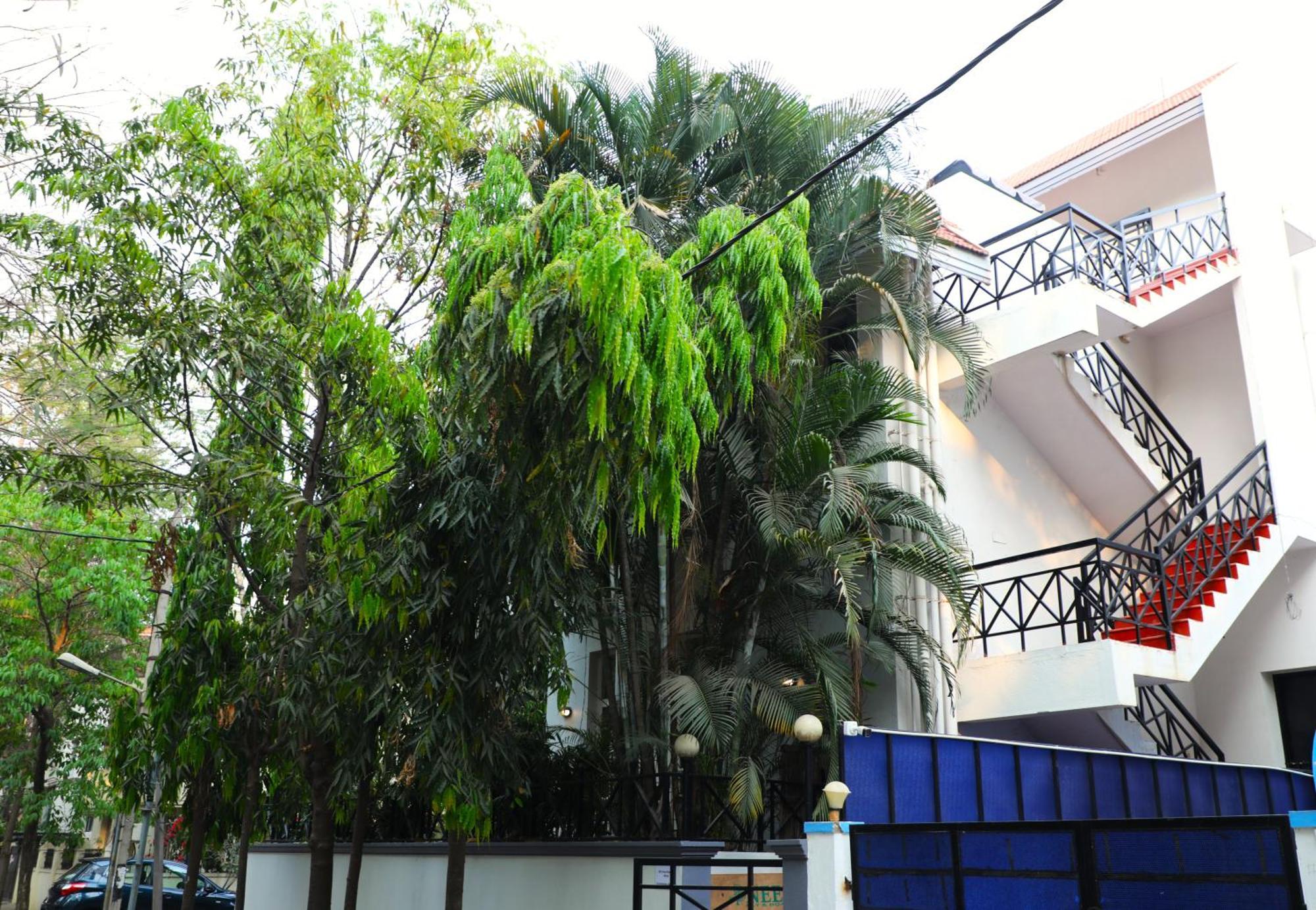 Artist Abode *