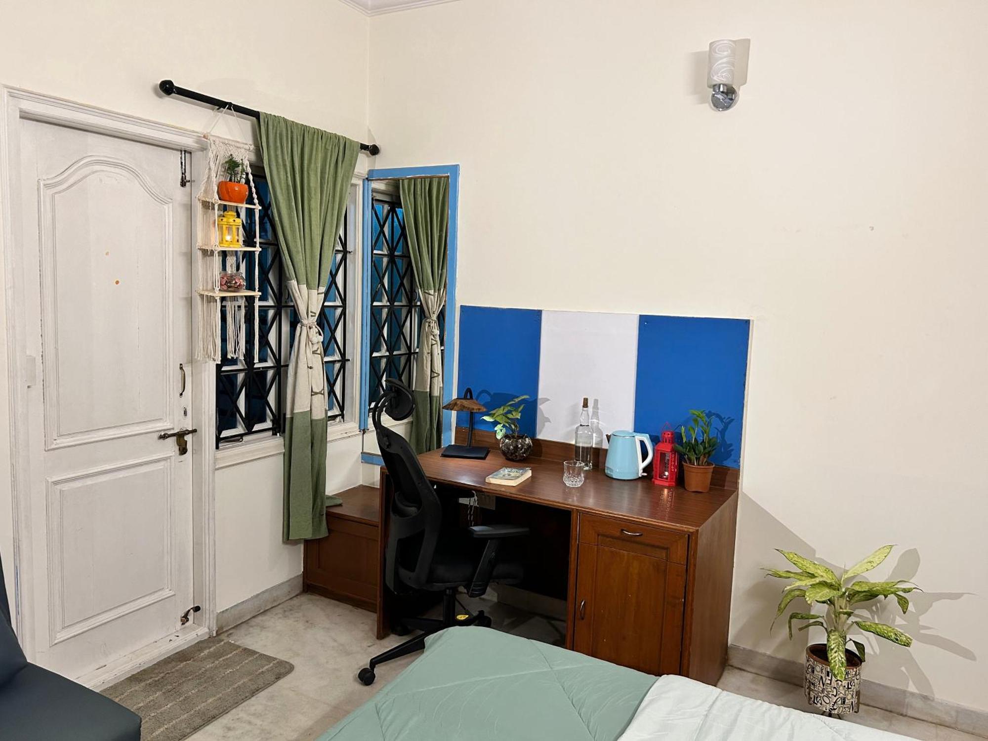 Homestay Artist Abode *
