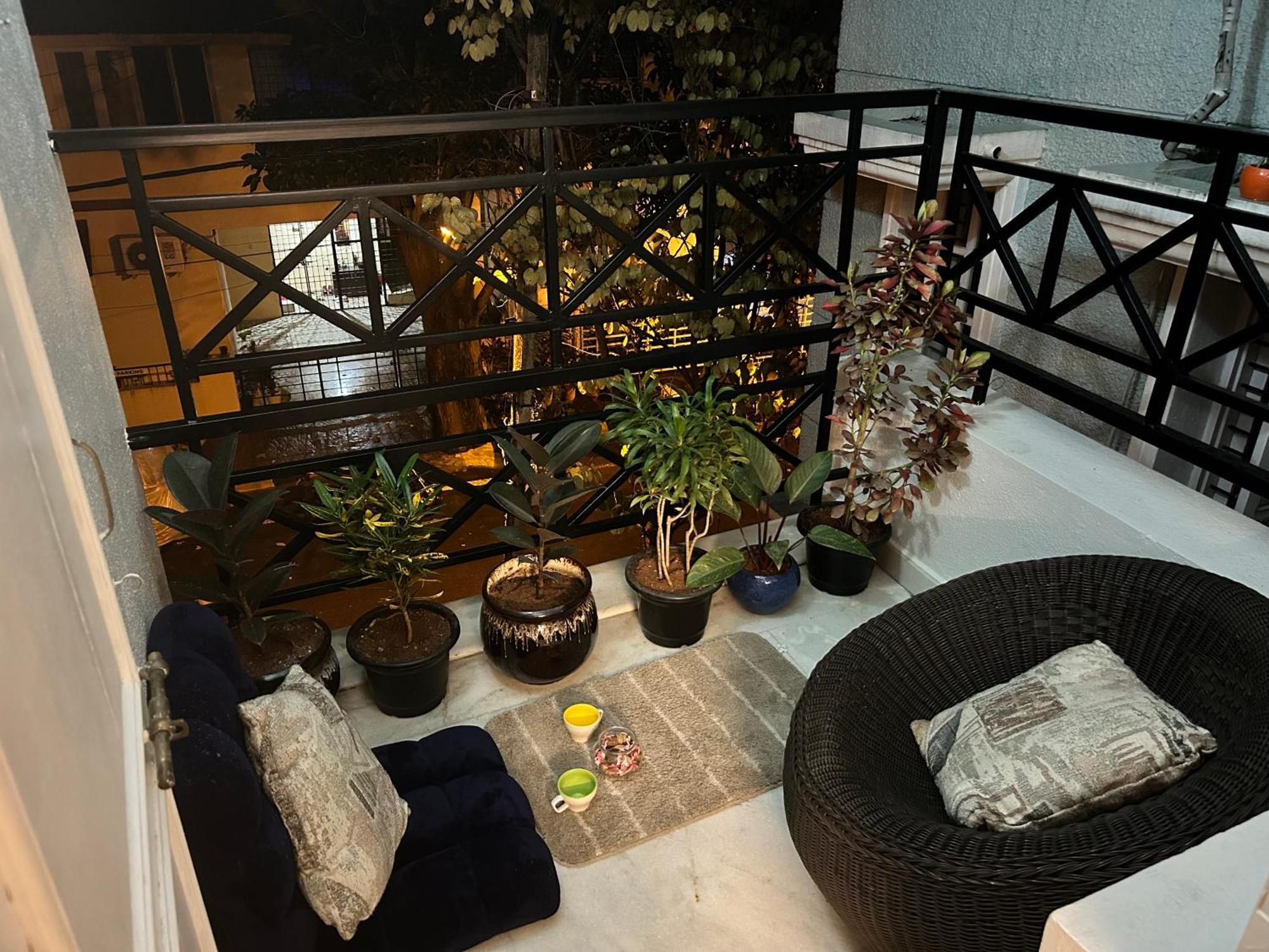 Artist Abode *