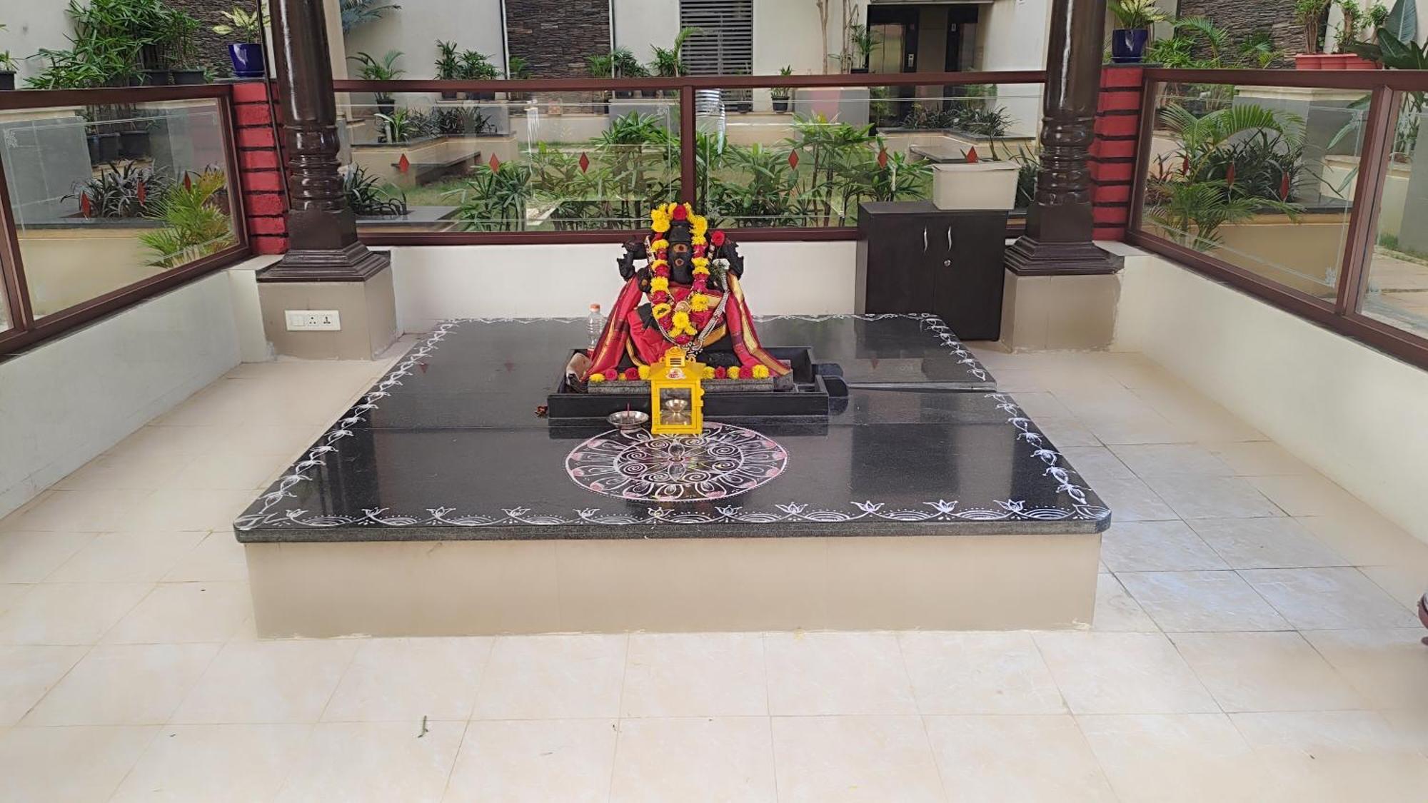Apartment Entire 3 Bhk Corporate Service Manyata Tech Park Hebbal *