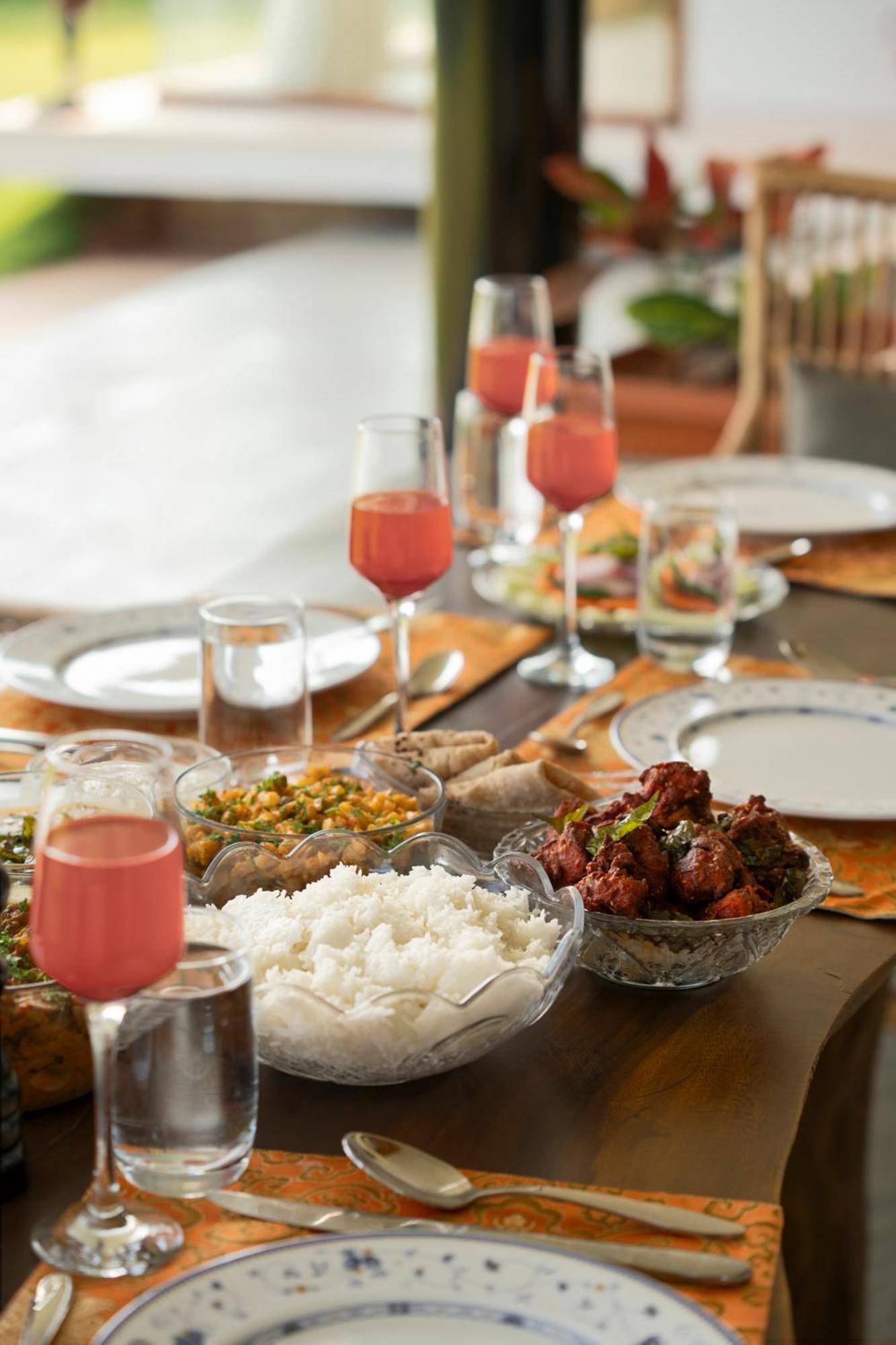 Villa Saffronstays Niranta- 4-bdr On Golf Course Near Bangalore