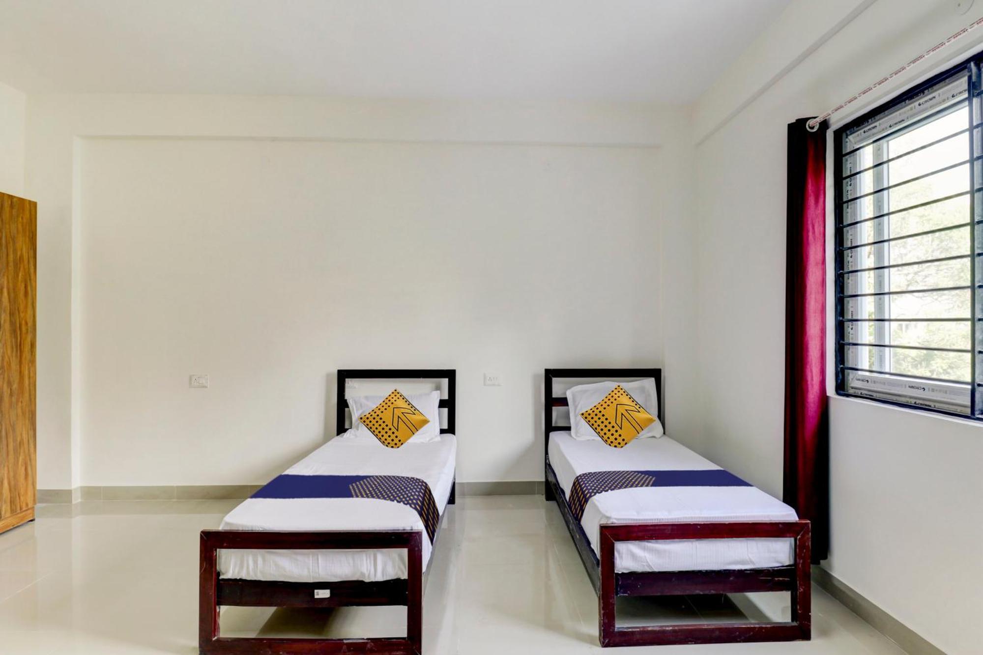 Spot On Helloworld Hsr Castle De Monte 3* Bangalore