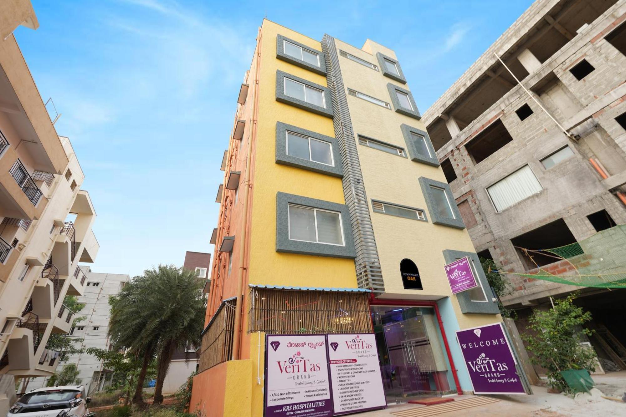 Collection O Veritas Grand 4* Bangalore