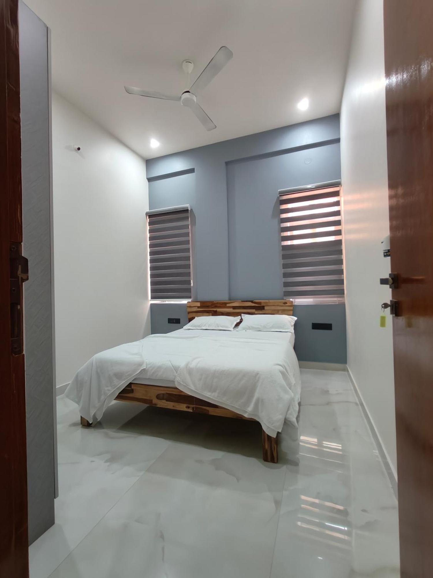 2 Bedroom Near Vijayanagar,
