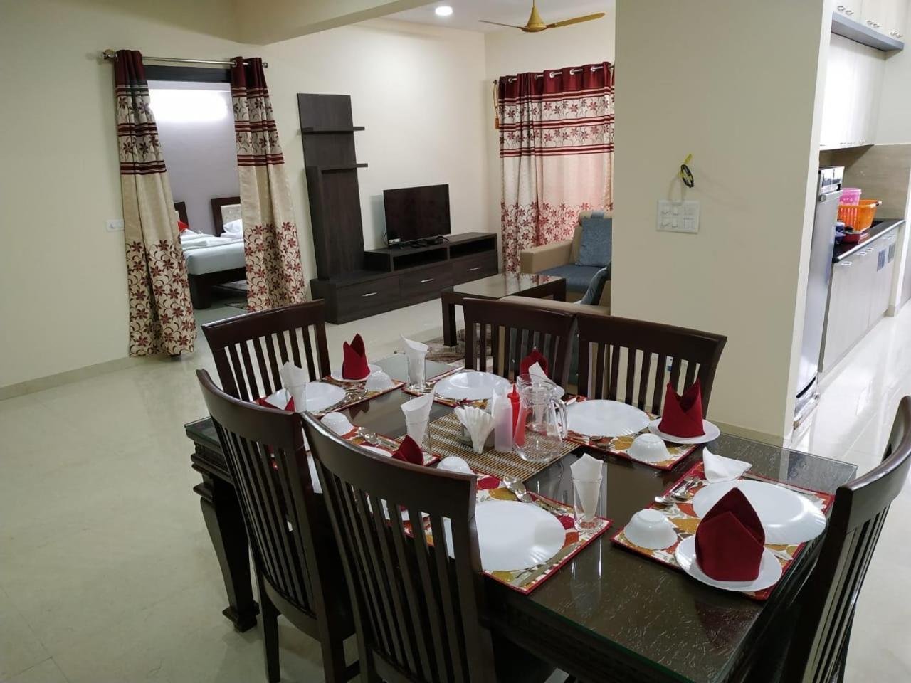 Entire 3 Bhk Corporate Service Manyata Tech Park Hebbal Apartment
