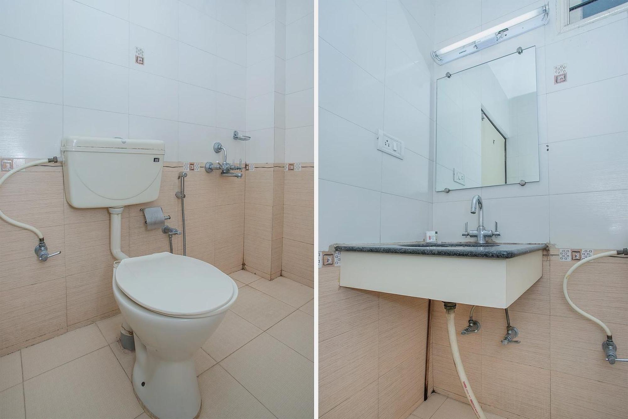 Hotel O Abhimaani Comforts 3*