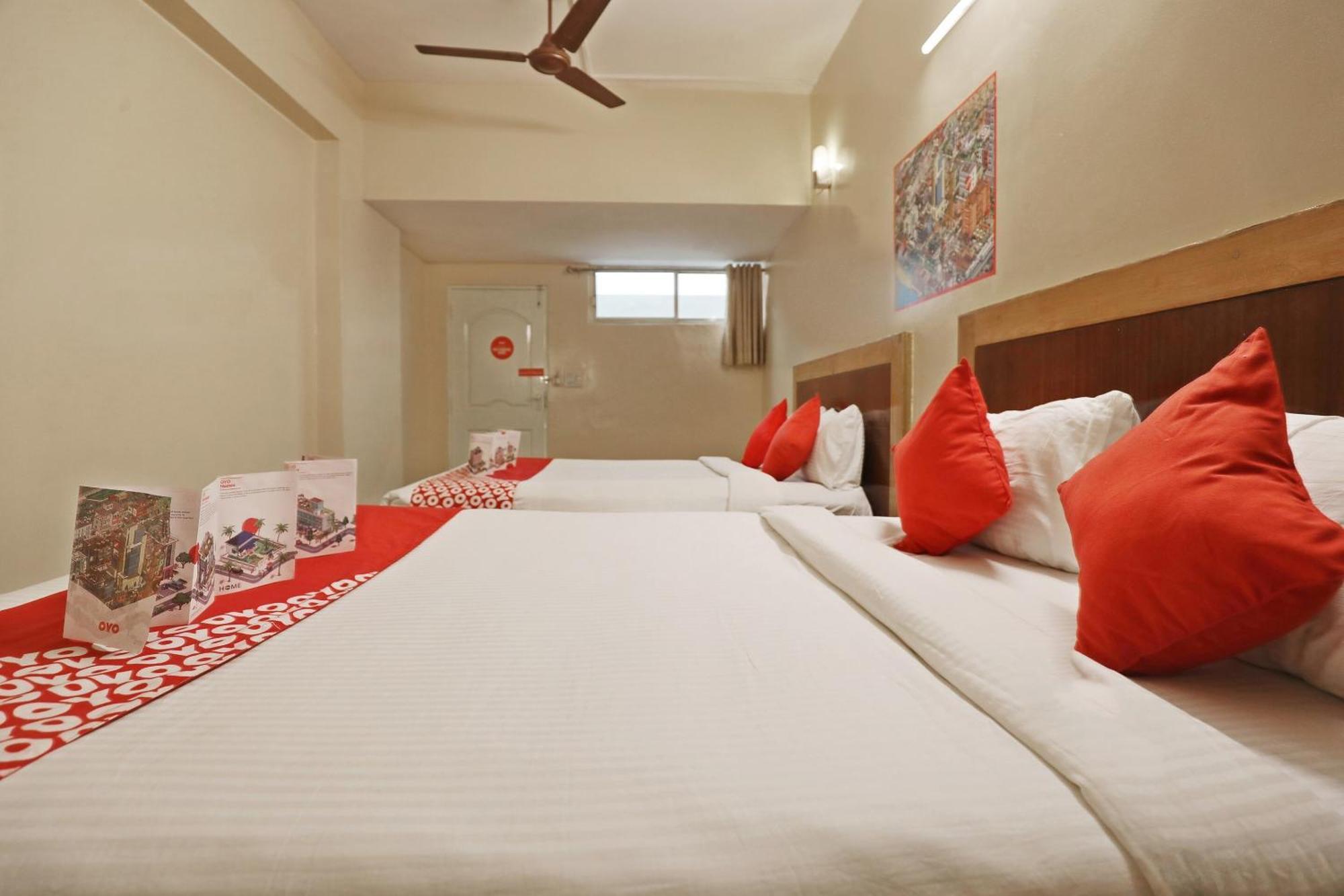 Super Oyo Flagship Archana Comforts