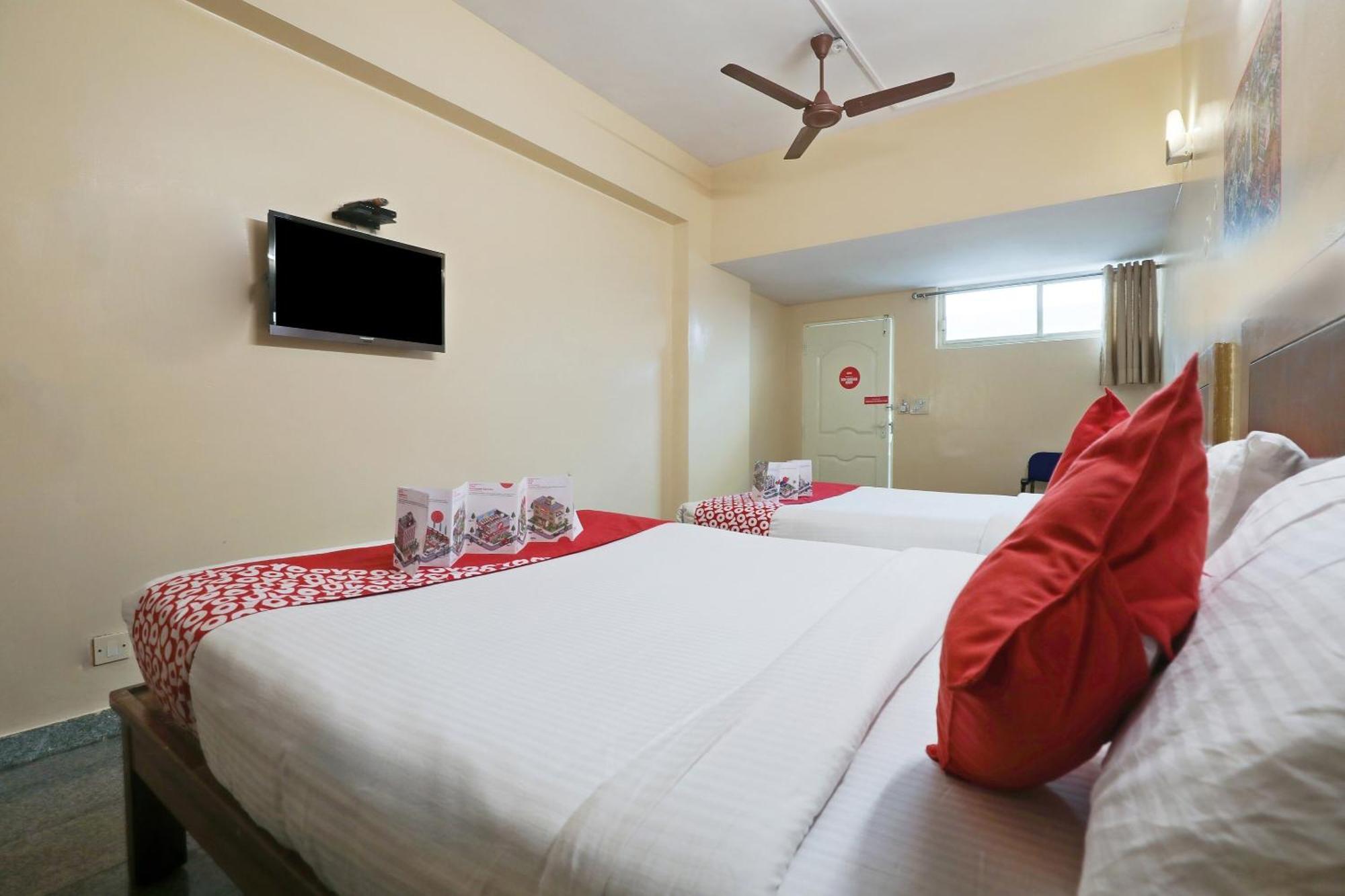 Super Oyo Flagship Archana Comforts 3* Bangalore