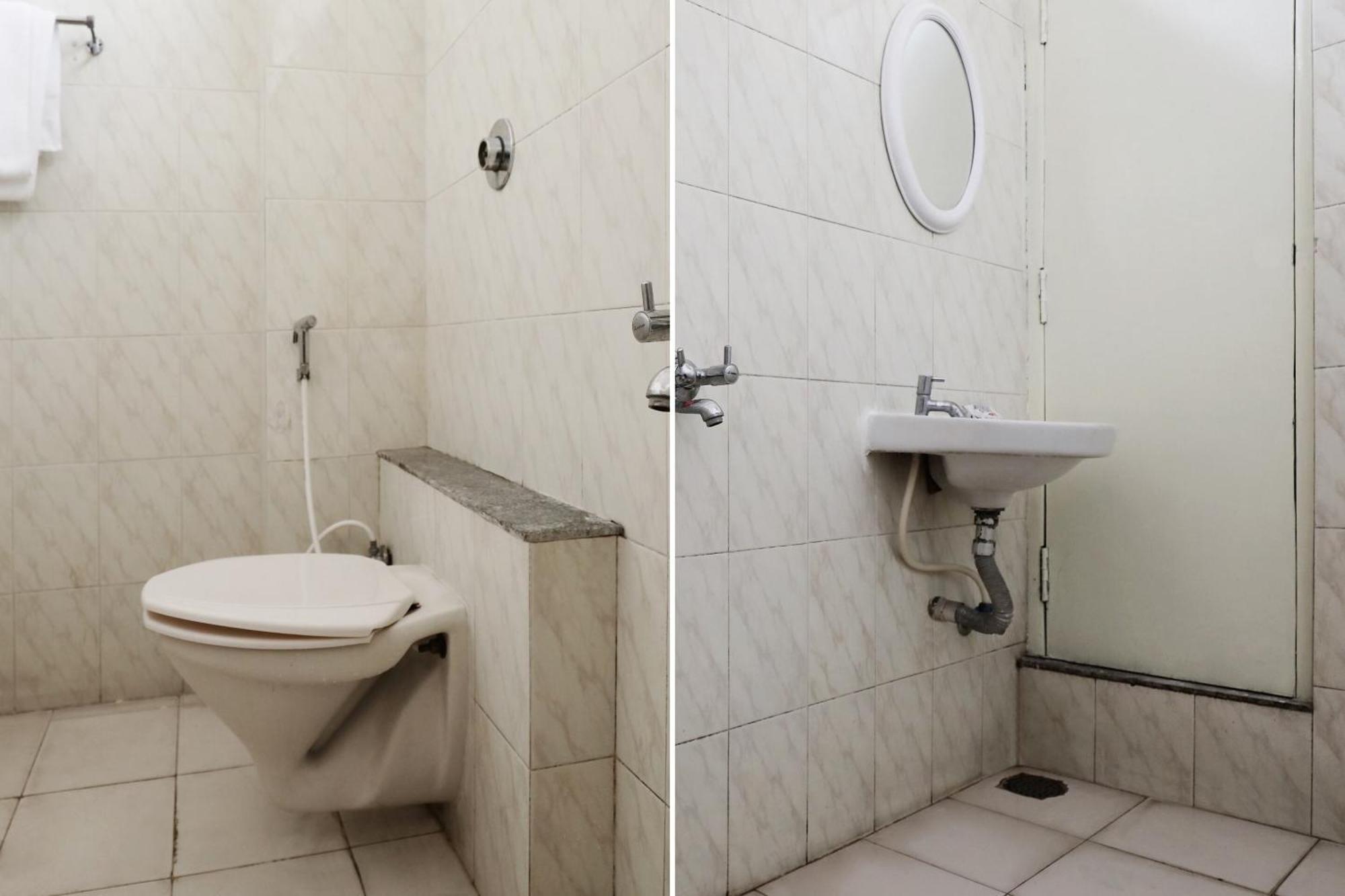 Super Oyo Flagship Archana Comforts Hotel