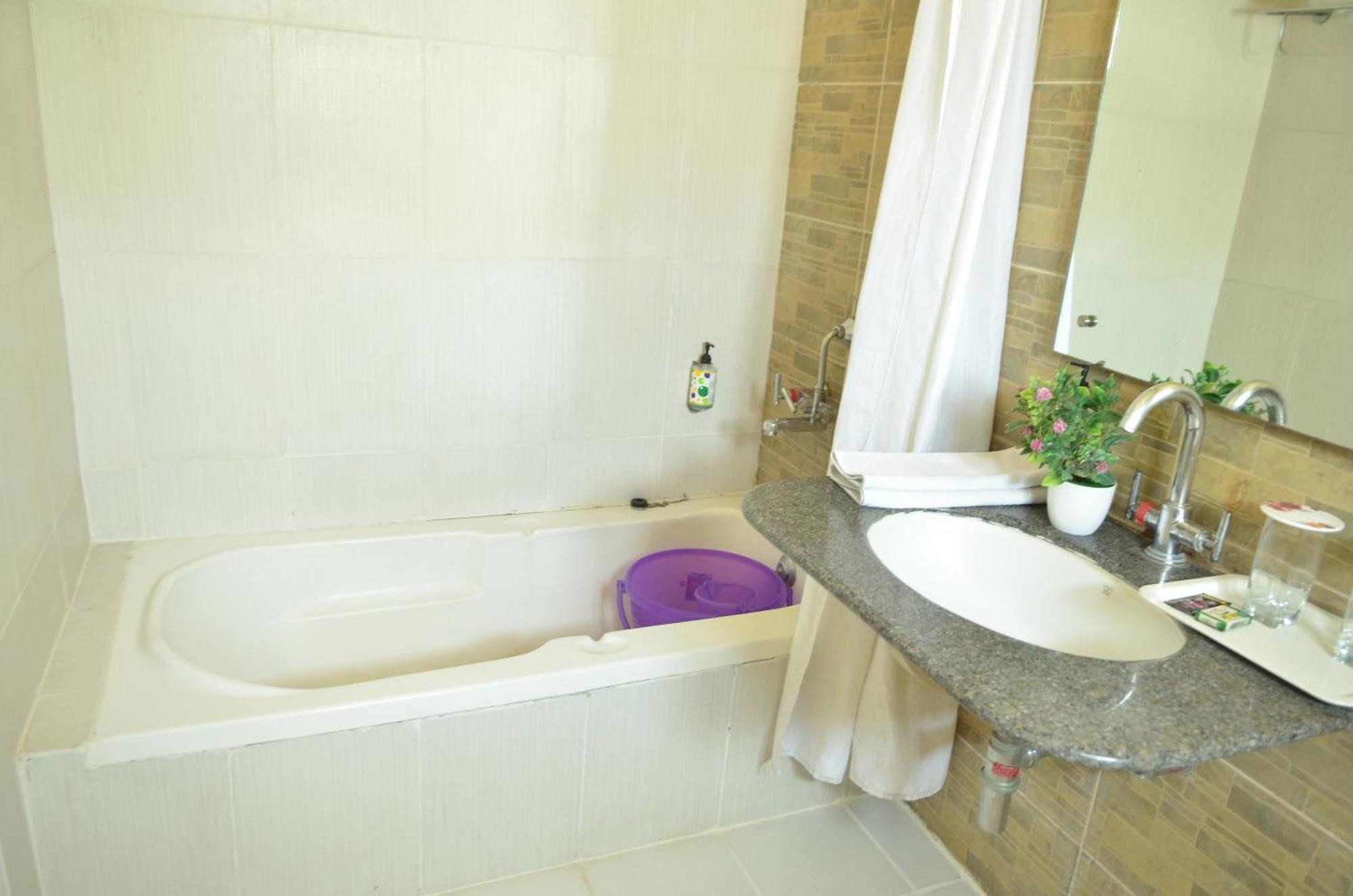 Cubbon - 10 Minute Walk To Mg Road, Mg Road Metro And Church Street 2* Bangalore