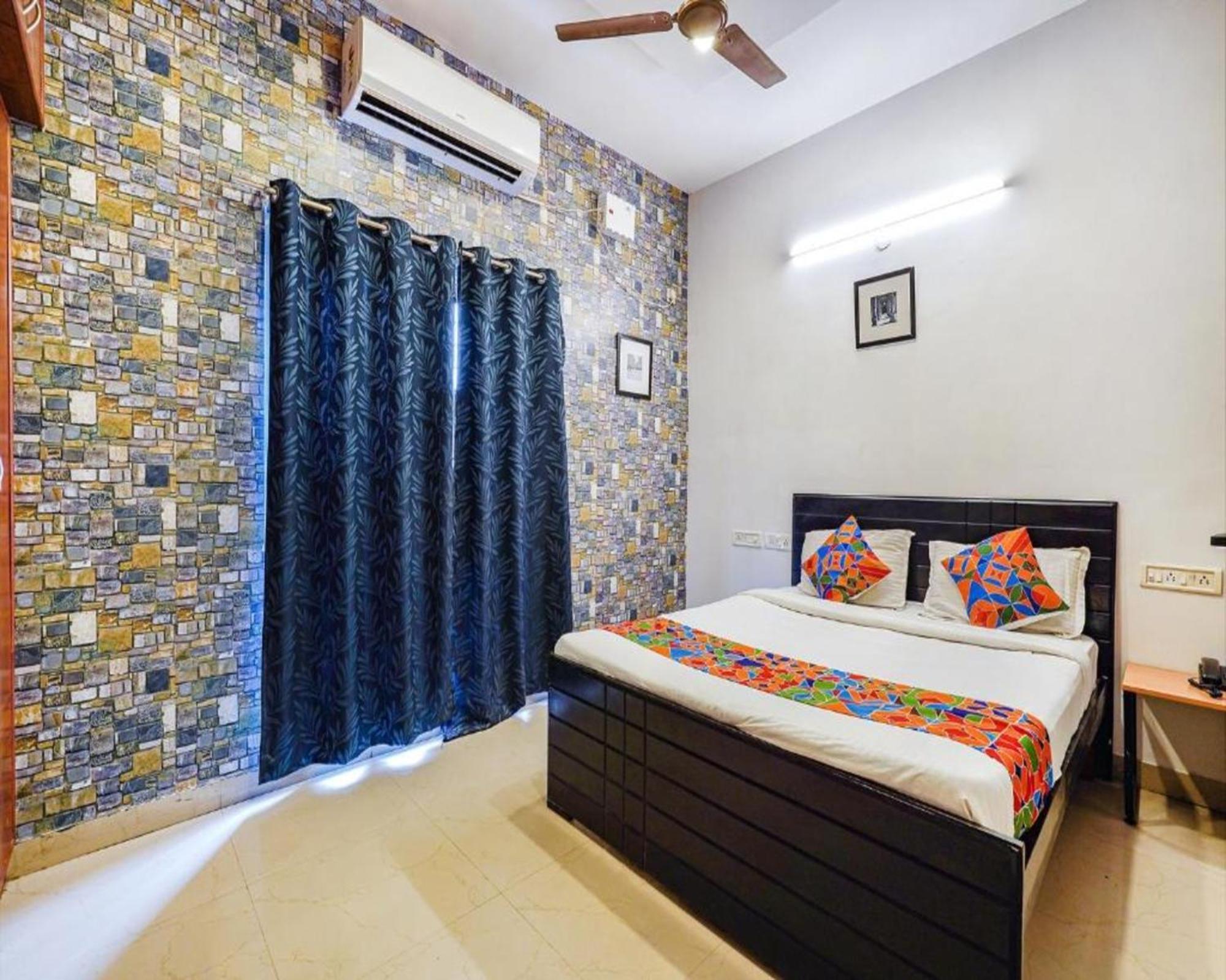Hotel Fabexpress Kings I Bangalore