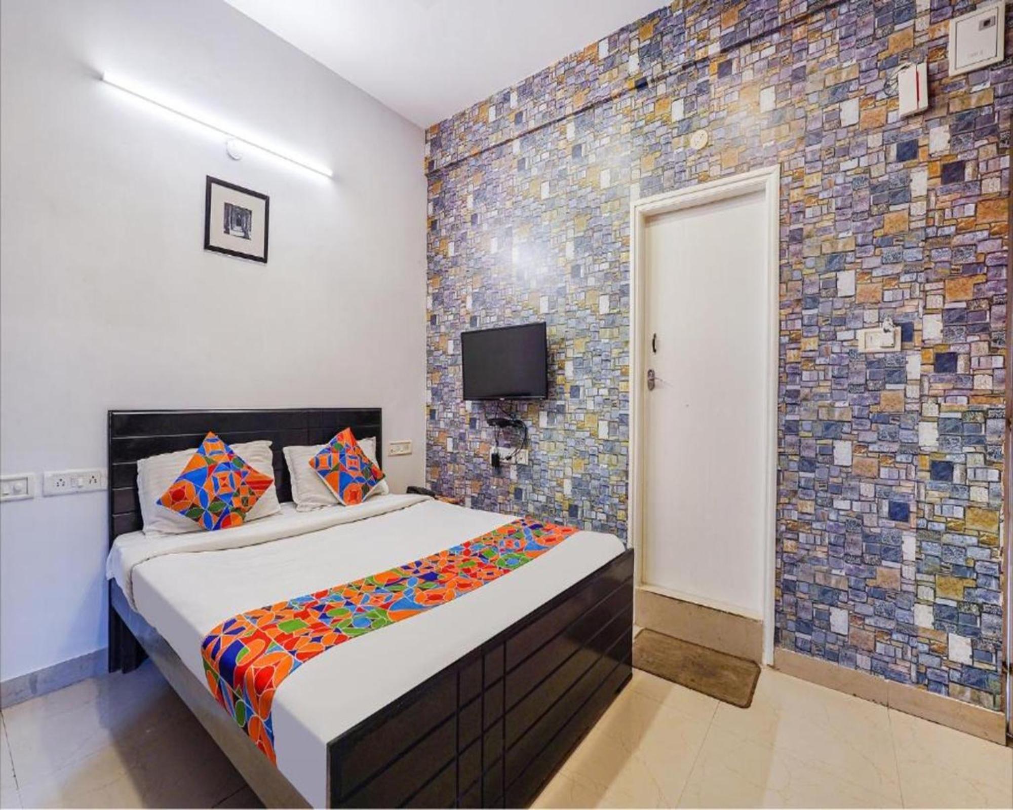 Fabexpress Kings I Hotel Bangalore