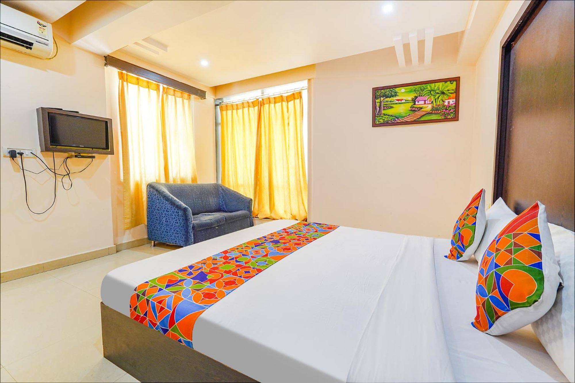 Fabhotel Bns