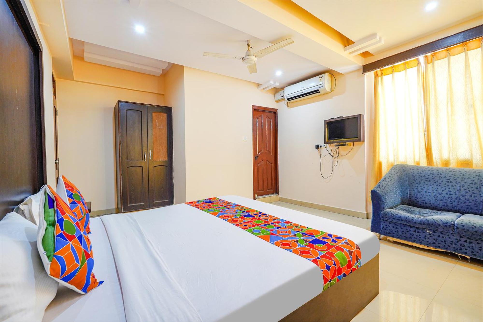 Fabhotel Bns Hotel