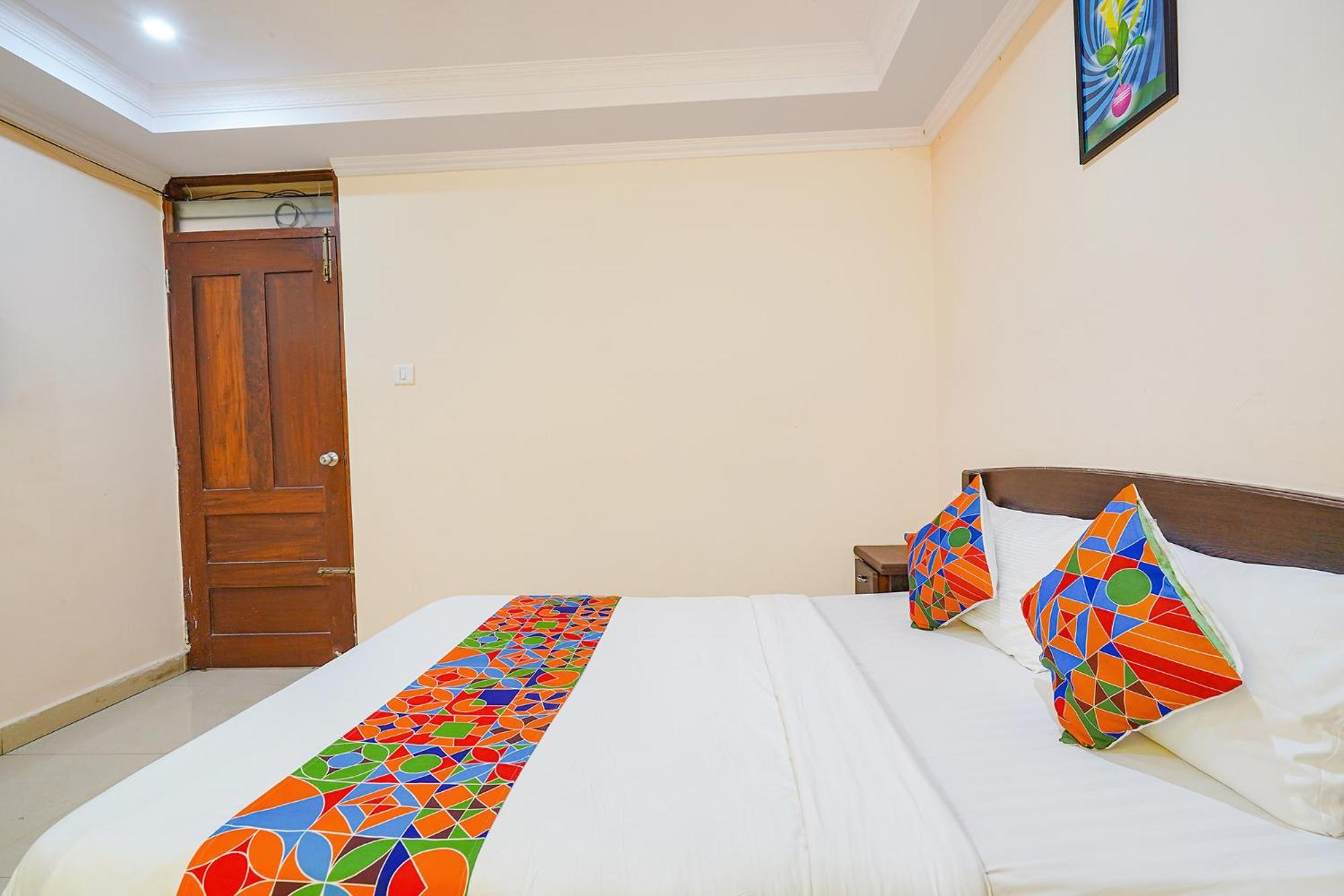 Hotel Fabhotel Bns Bangalore