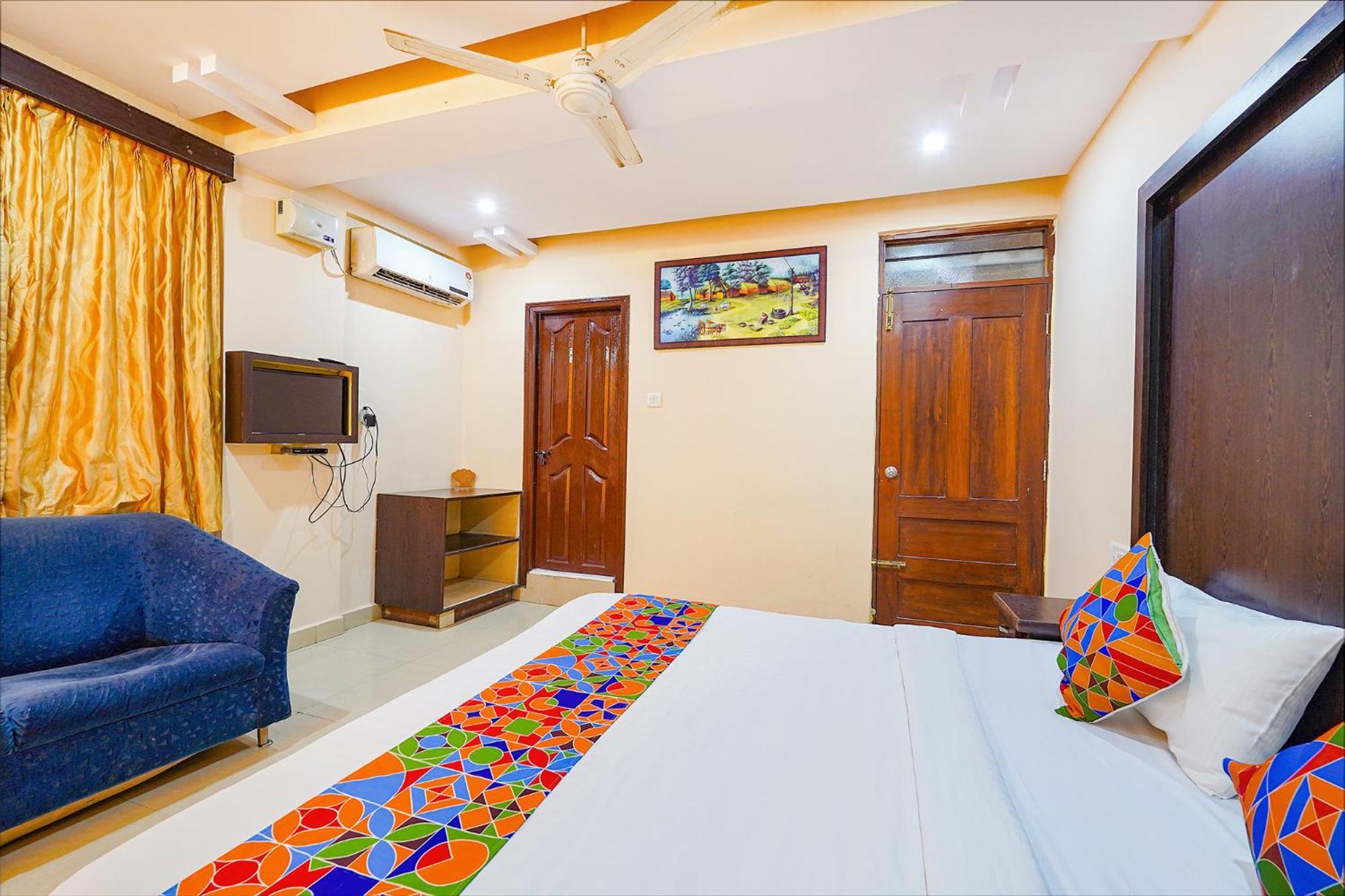 Fabhotel Bns Hotel 3*
