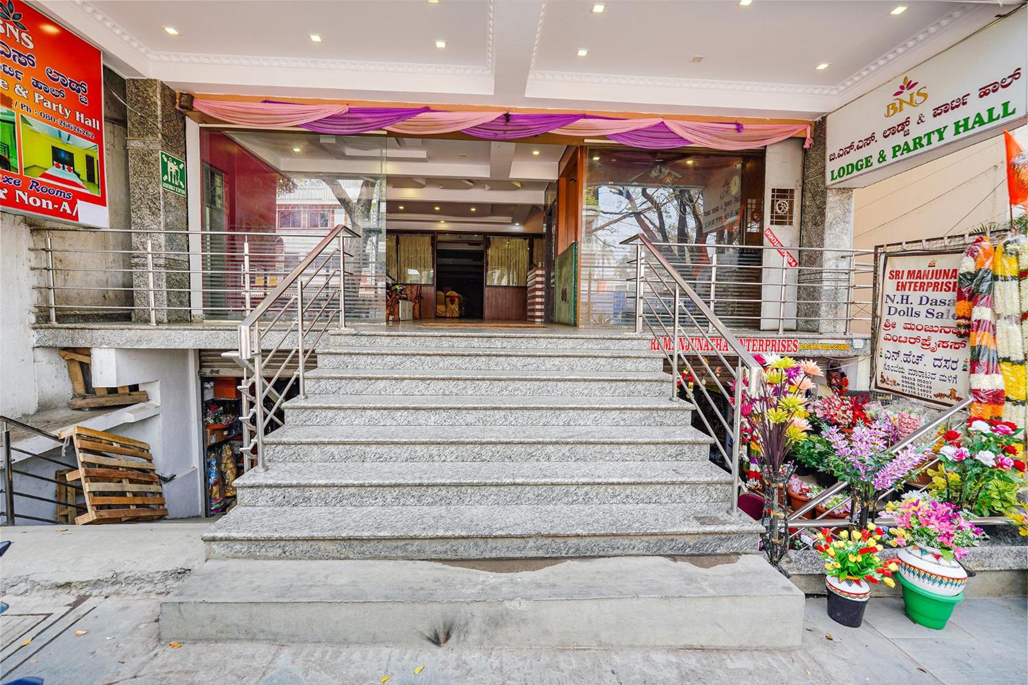 Hotel Fabhotel Bns 3*