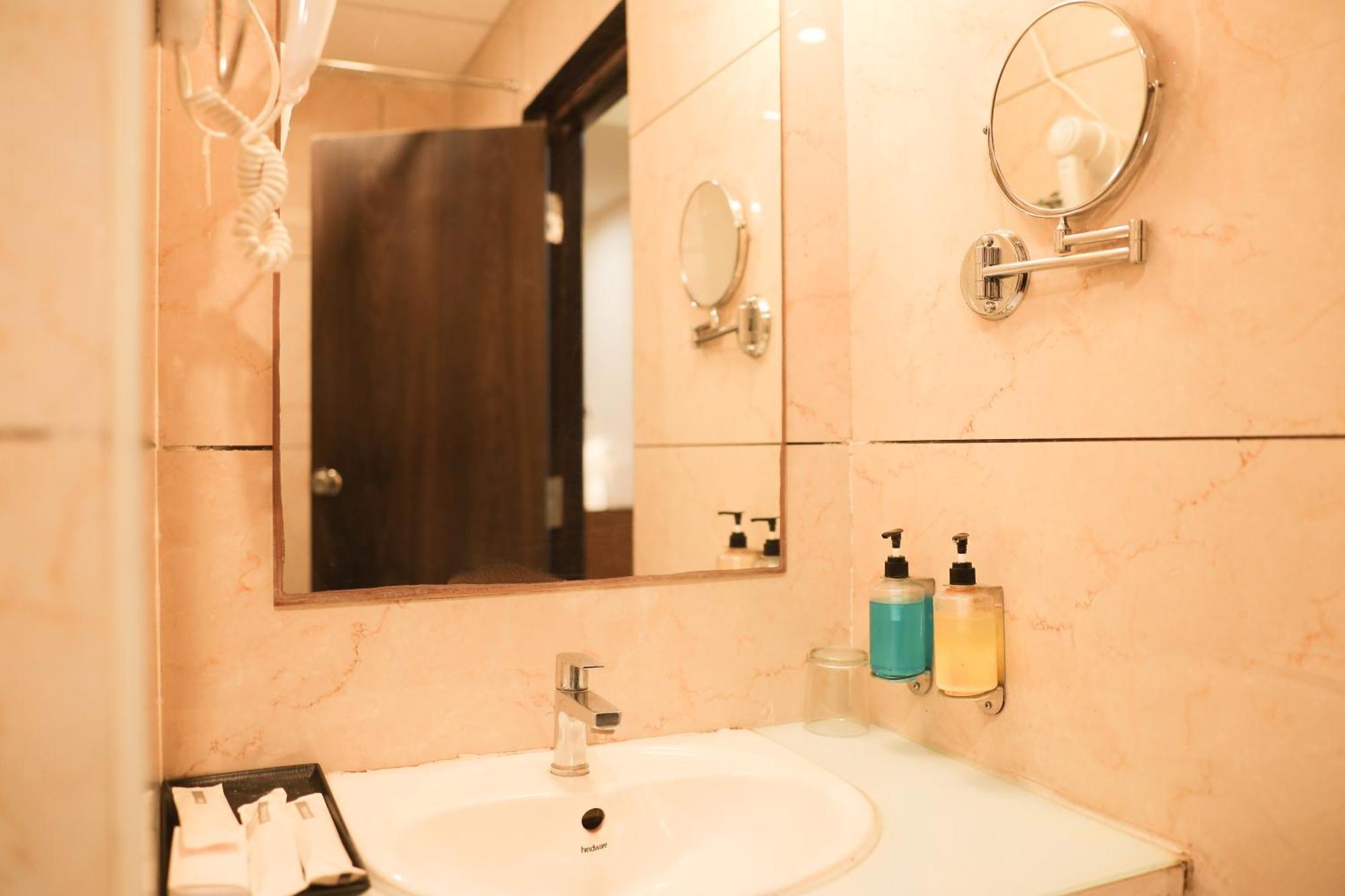 Hotel Happy Whitefield Bangalore