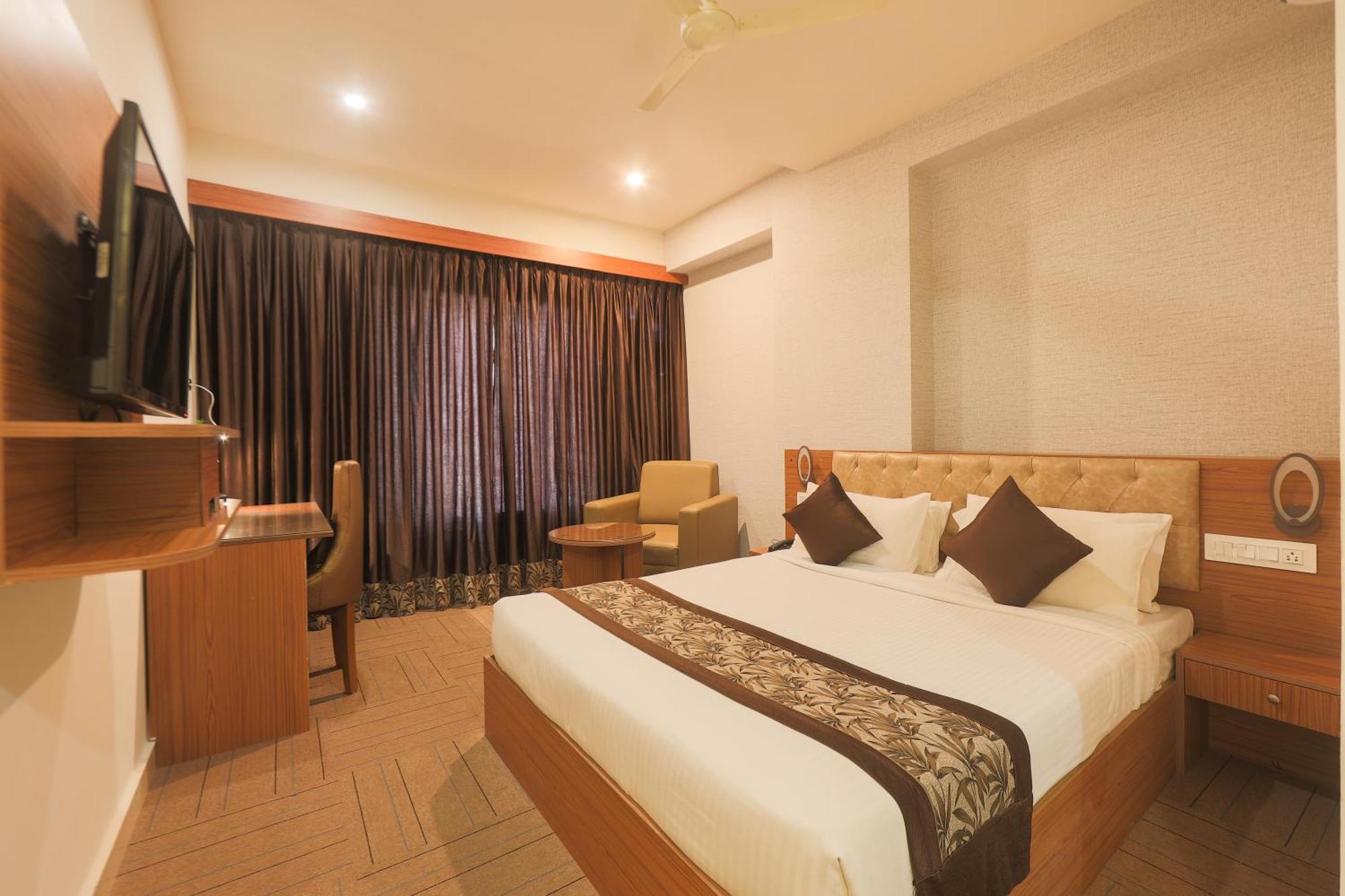 Hotel Happy Whitefield Bangalore