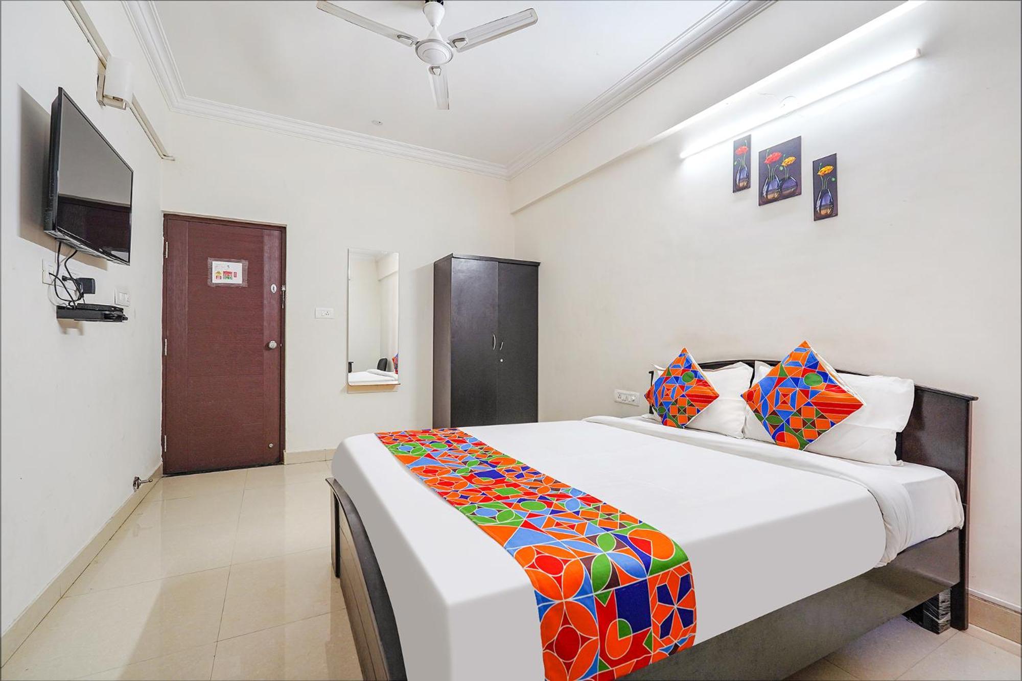 Hotel Fabhotel Emirates Bangalore