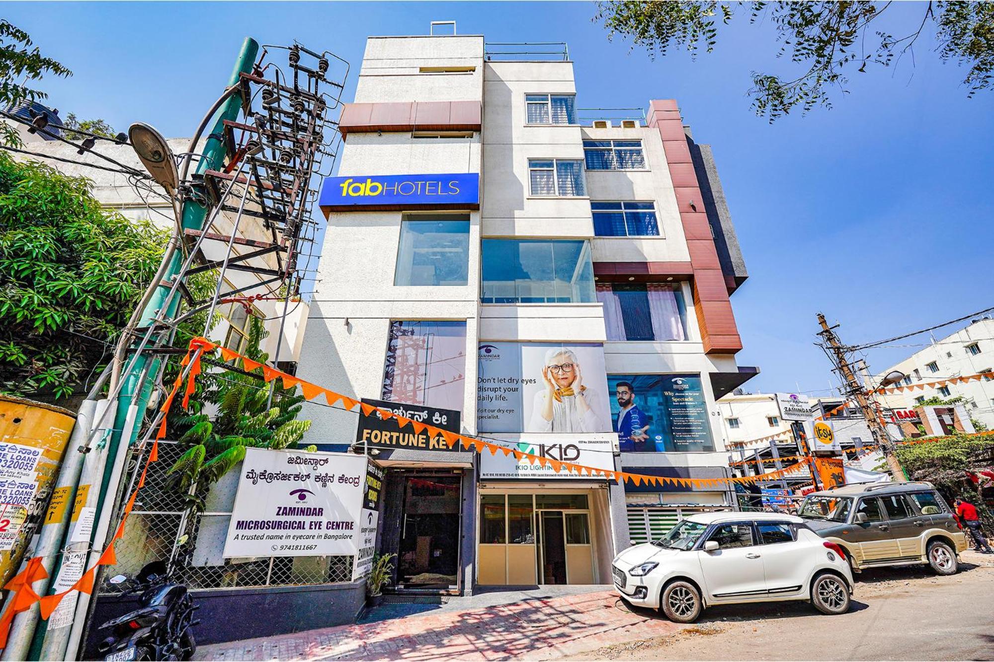 Fabhotel Emirates Hotel Bangalore
