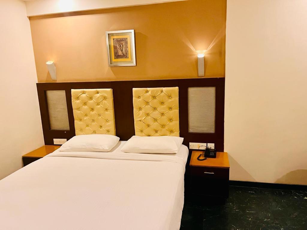 Hotel Dr Rajkumar International 3*