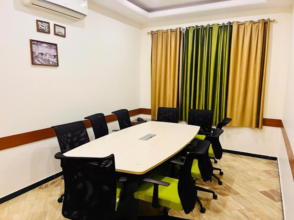 Dr Rajkumar International Hotel Bangalore