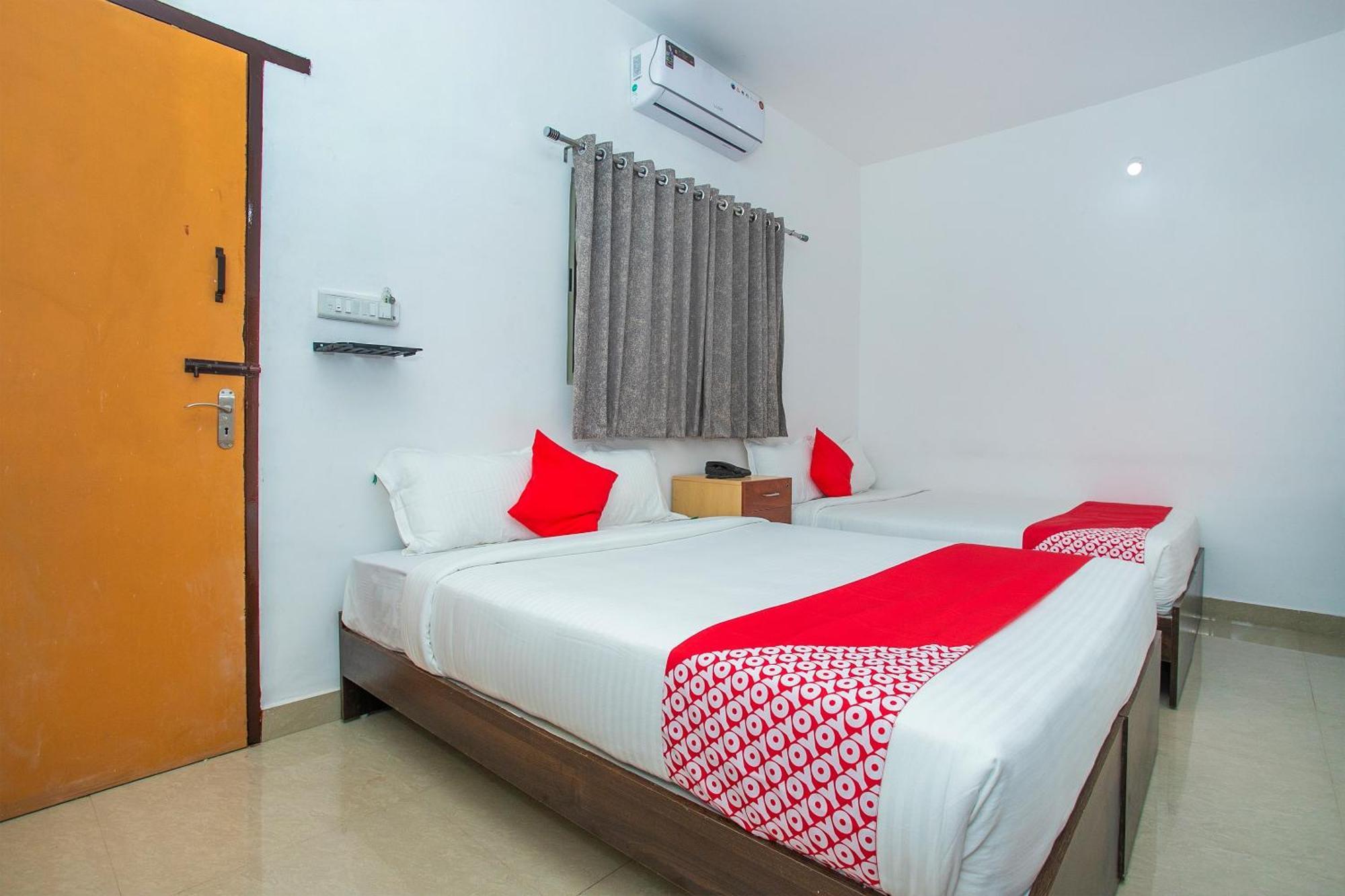 Oyo Splenor Hotel