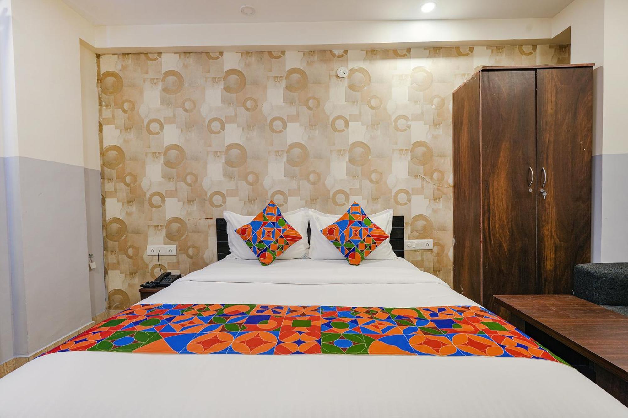 Hotel Fabexpress 24 - Nr Sagar Hospital Bangalore