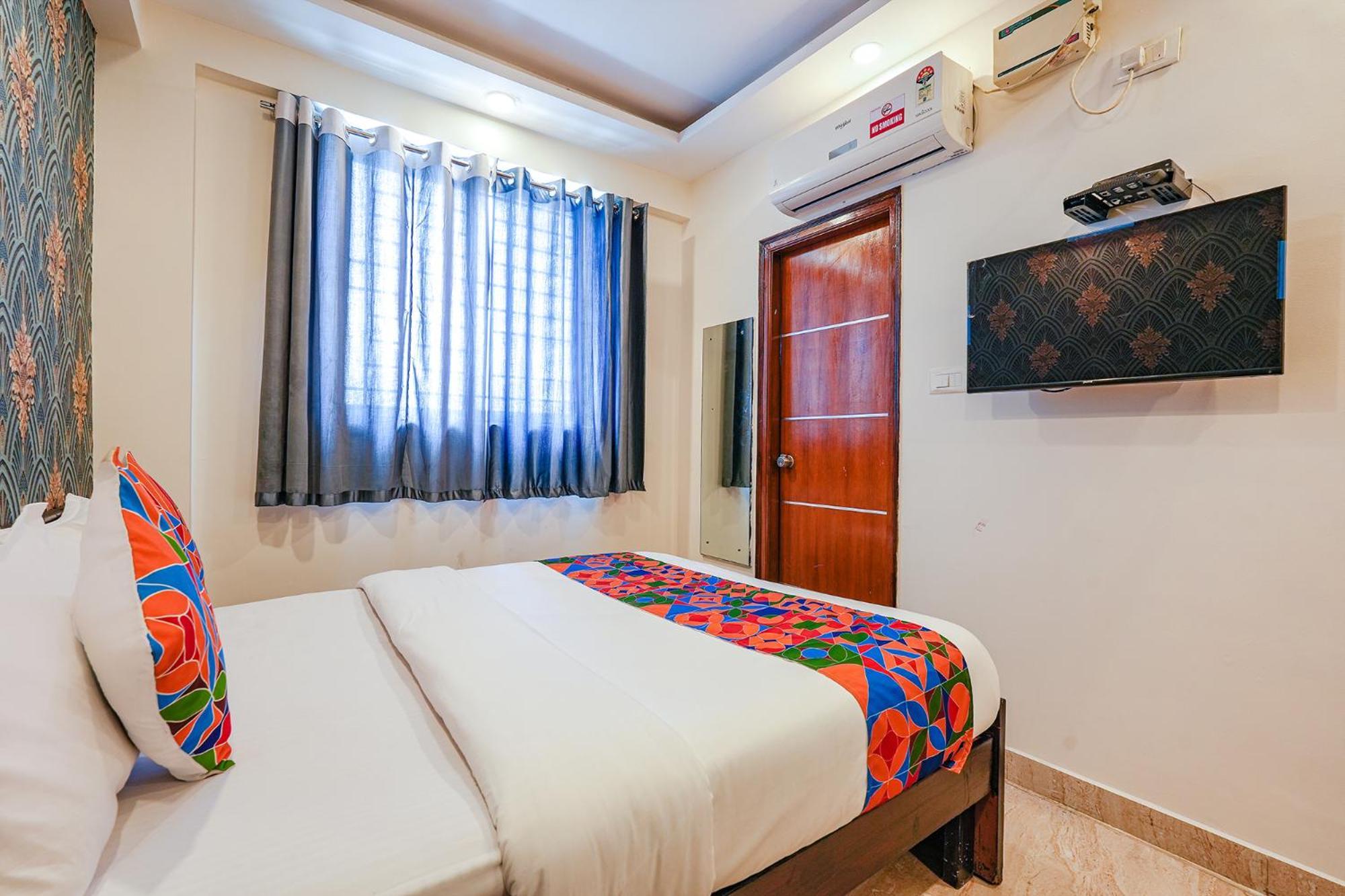 Hotel Fabexpress 24 - Nr Sagar Hospital 3*