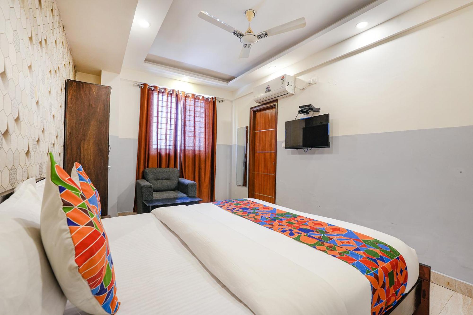 Hotel Fabexpress 24 - Nr Sagar Hospital