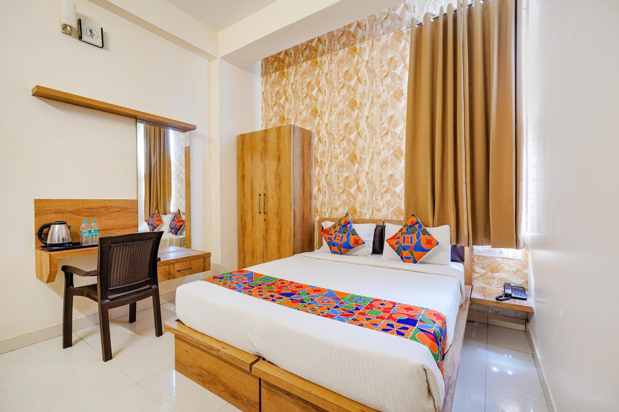Hotel Fabhotel Grand Vista - Nr Bhartiya Mall - Mall Of