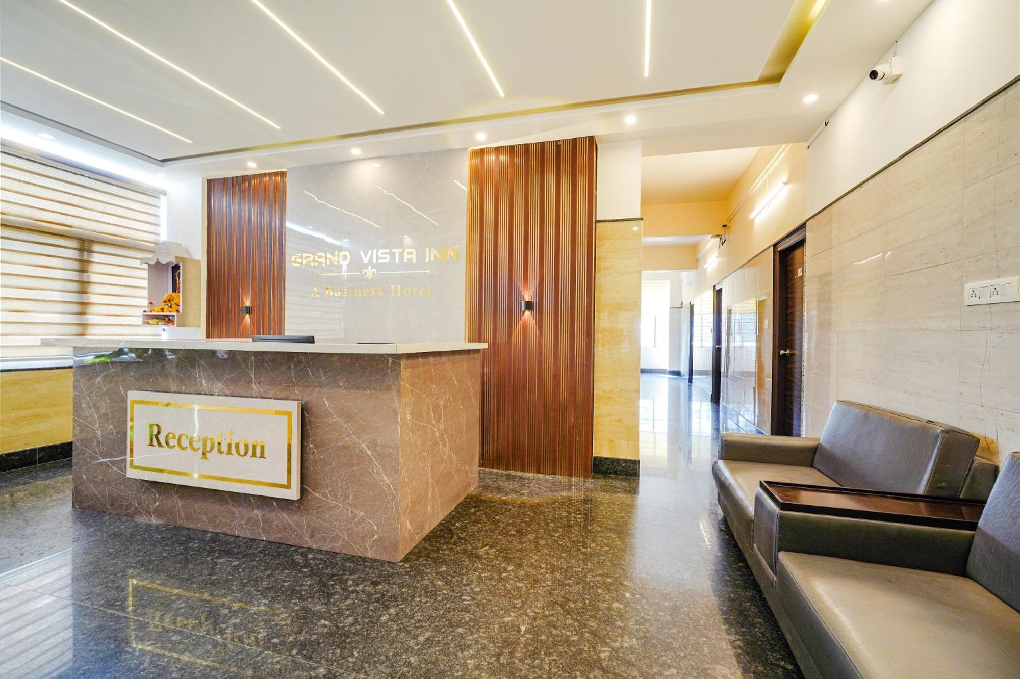 Fabhotel Grand Vista - Nr Bhartiya Mall - Mall Of