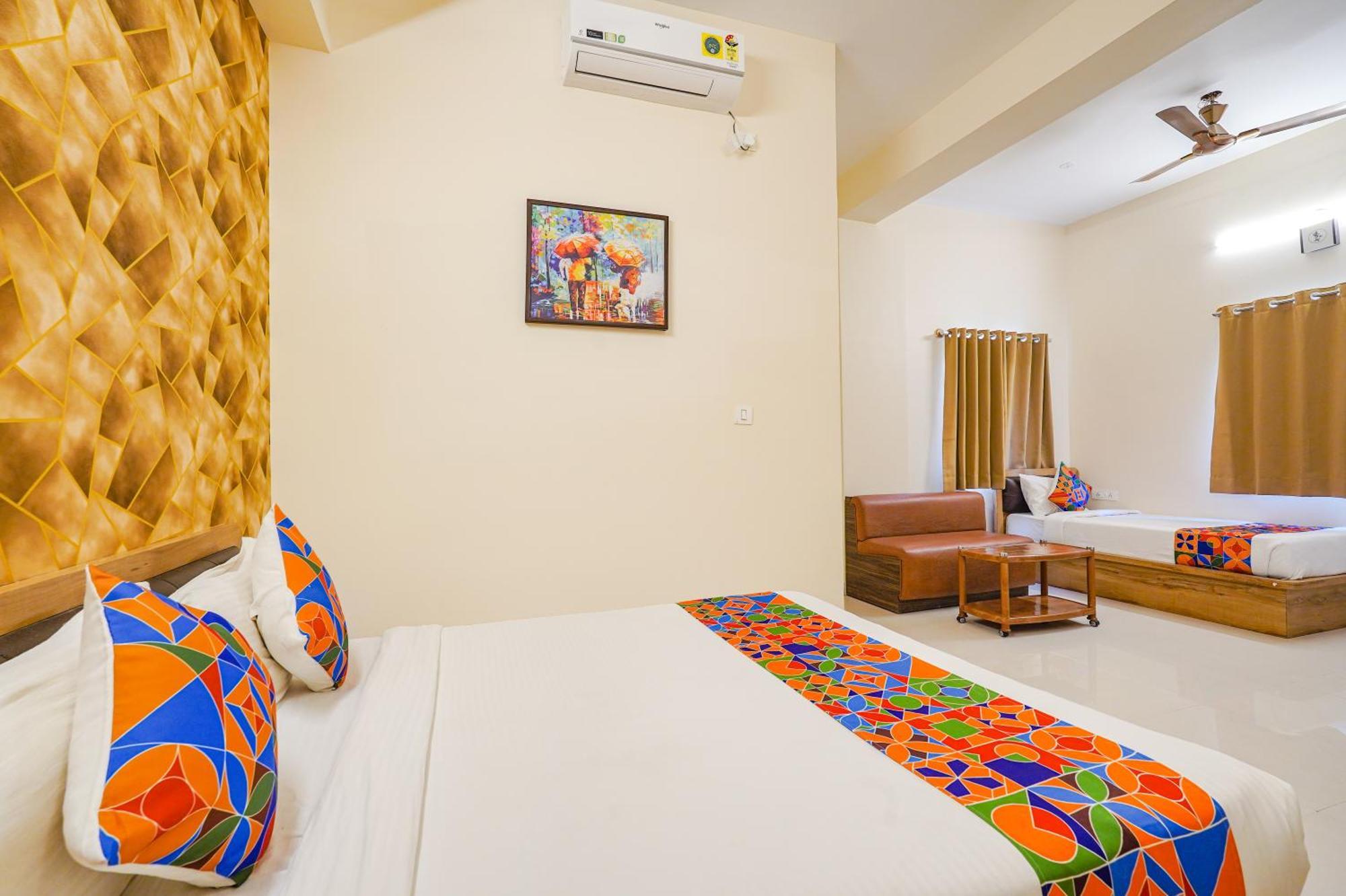 Fabhotel Grand Vista - Nr Bhartiya Mall - Mall Of Bangalore