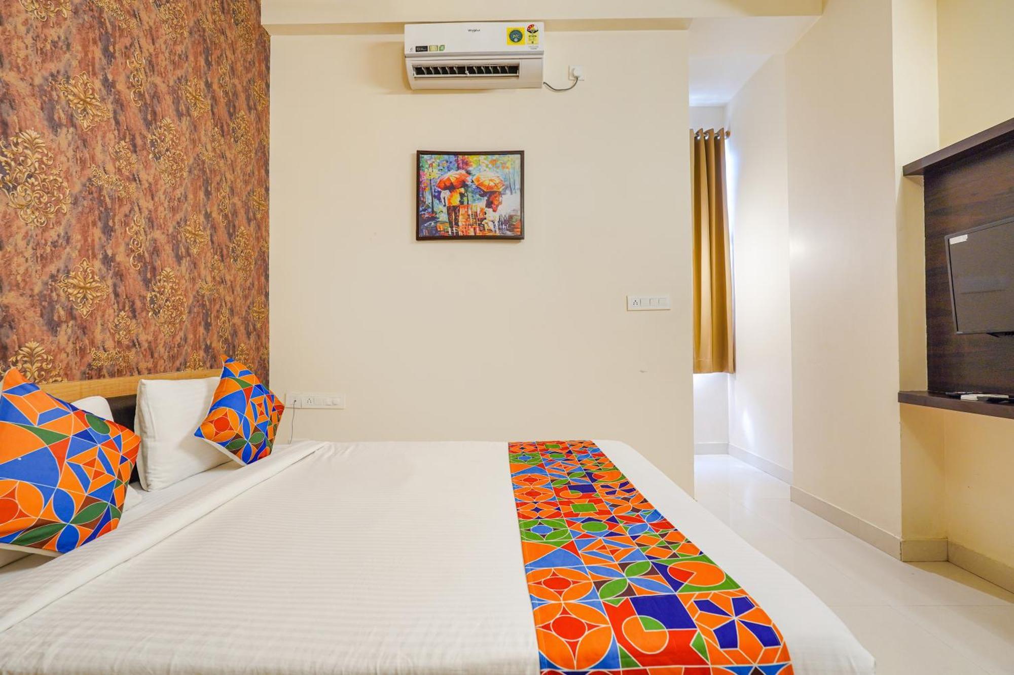 Hotel Fabhotel Grand Vista - Nr Bhartiya Mall - Mall Of