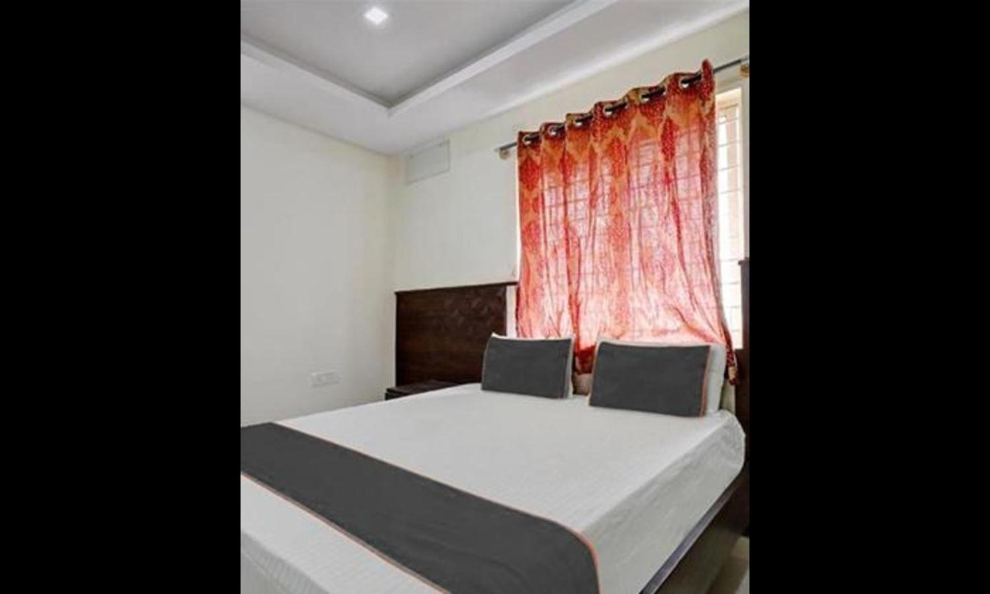 Hotel Fabhotel The Cute 3*
