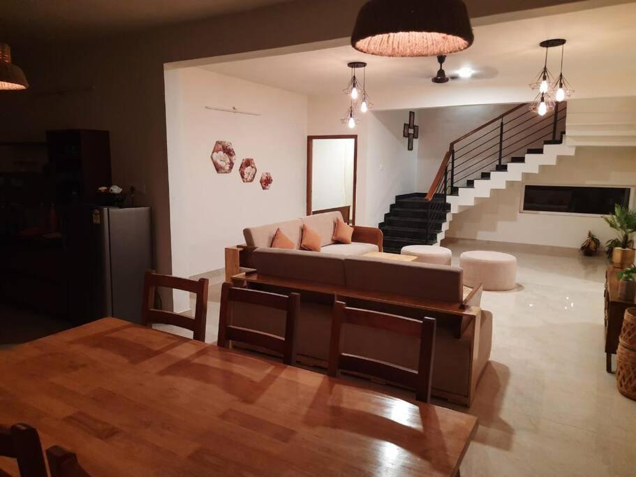 Villa The Rusticvibe-villa With Garden 30 Km Frm Ecity Bangalore