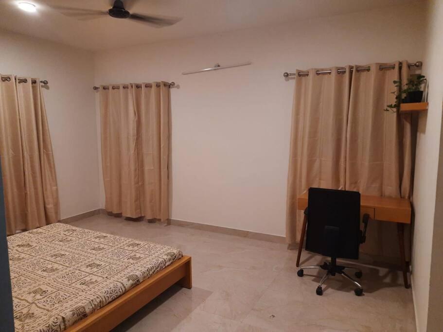 Villa The Rusticvibe-villa With Garden 30 Km Frm Ecity