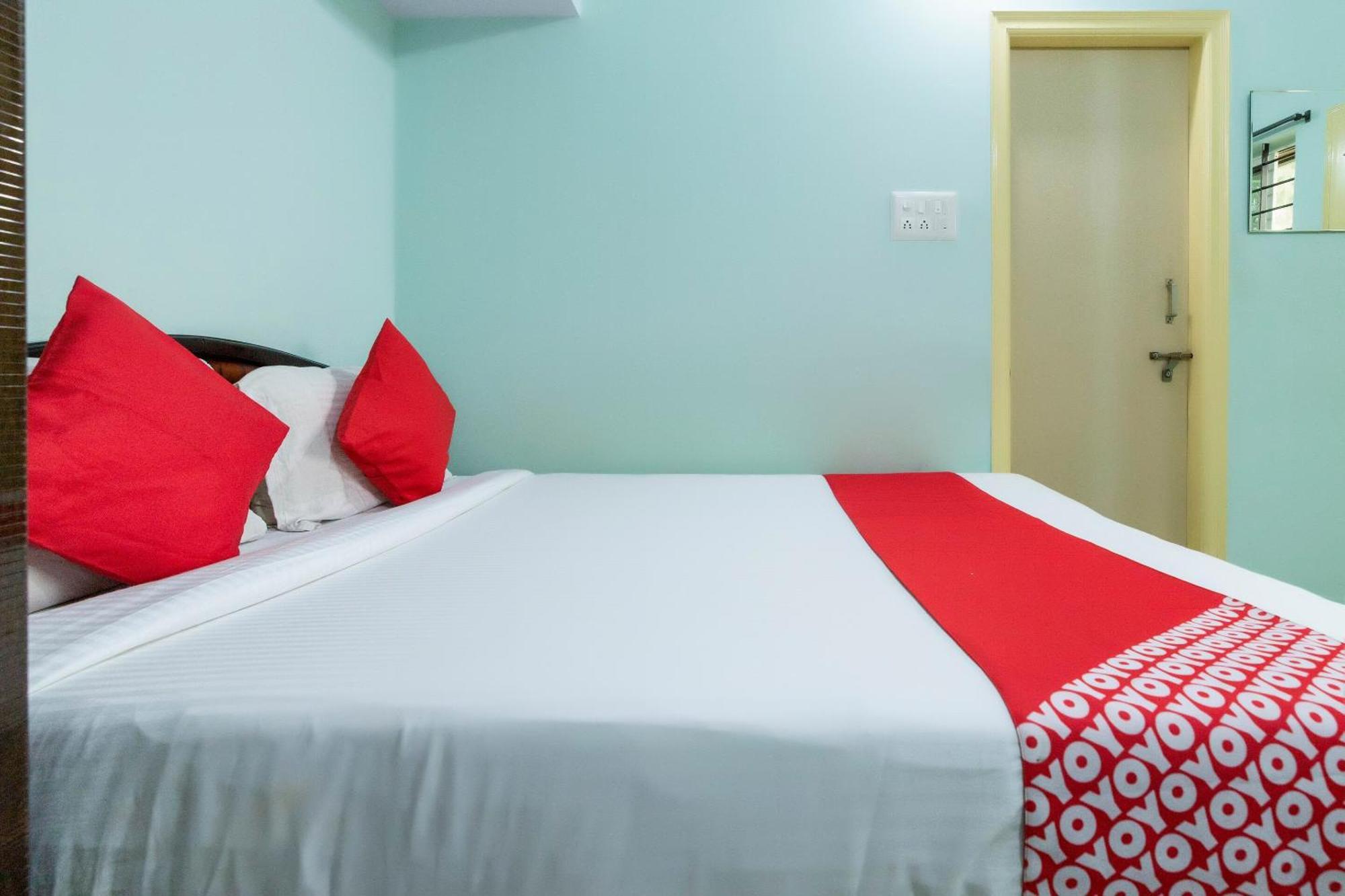 Oyo Ramana Near Hare Krishna Hill Hotel 3*