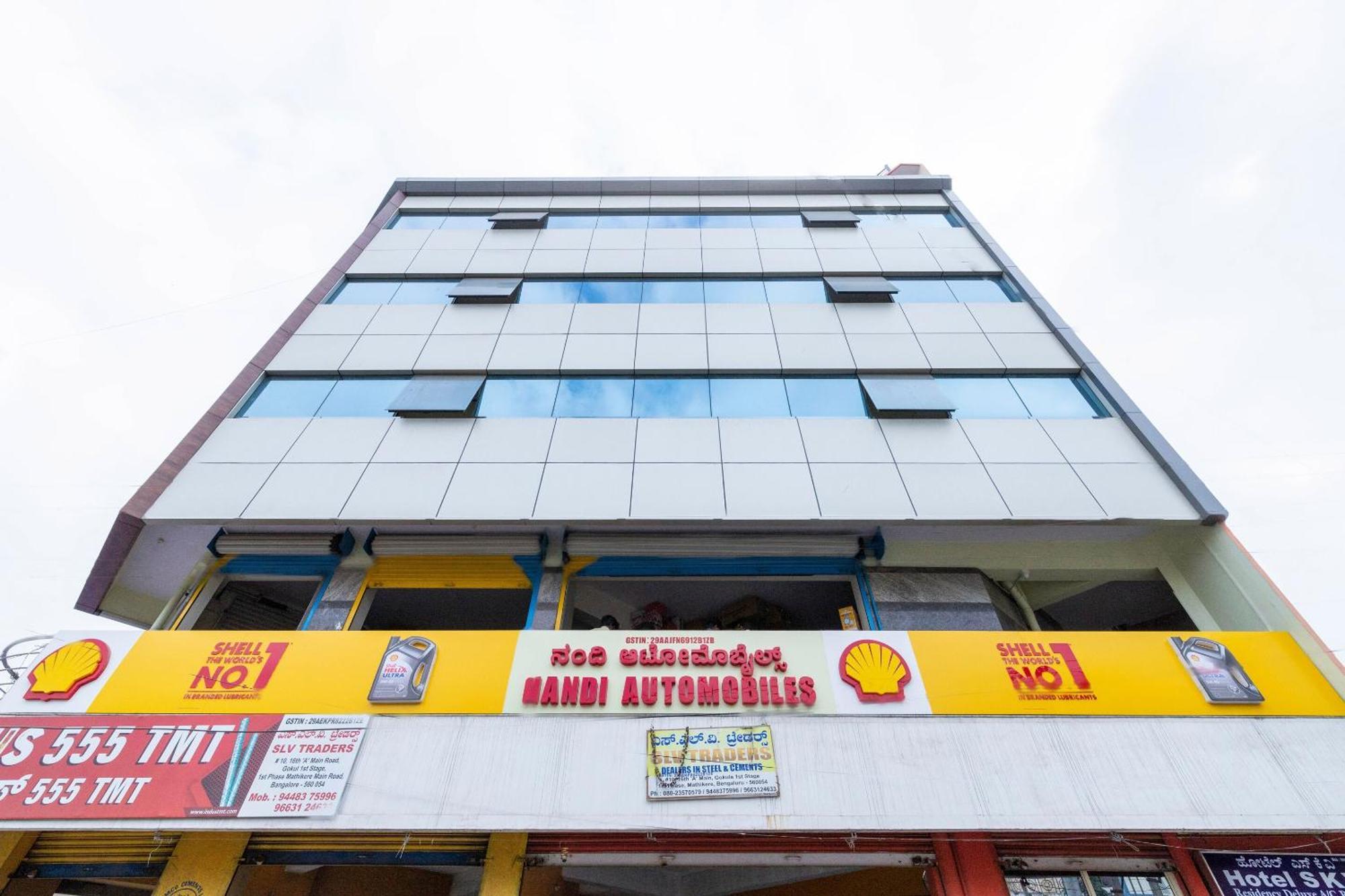 Oyo Ramana Near Hare Krishna Hill 3* Bangalore
