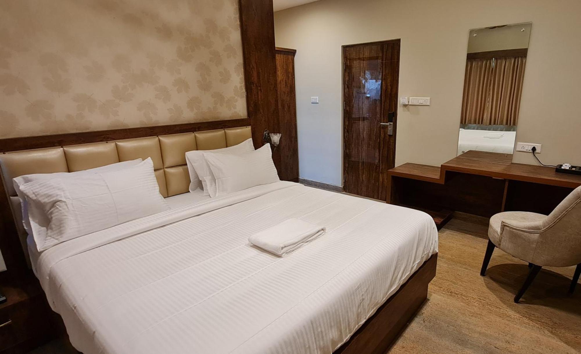Al Noor Palace 3* Bangalore