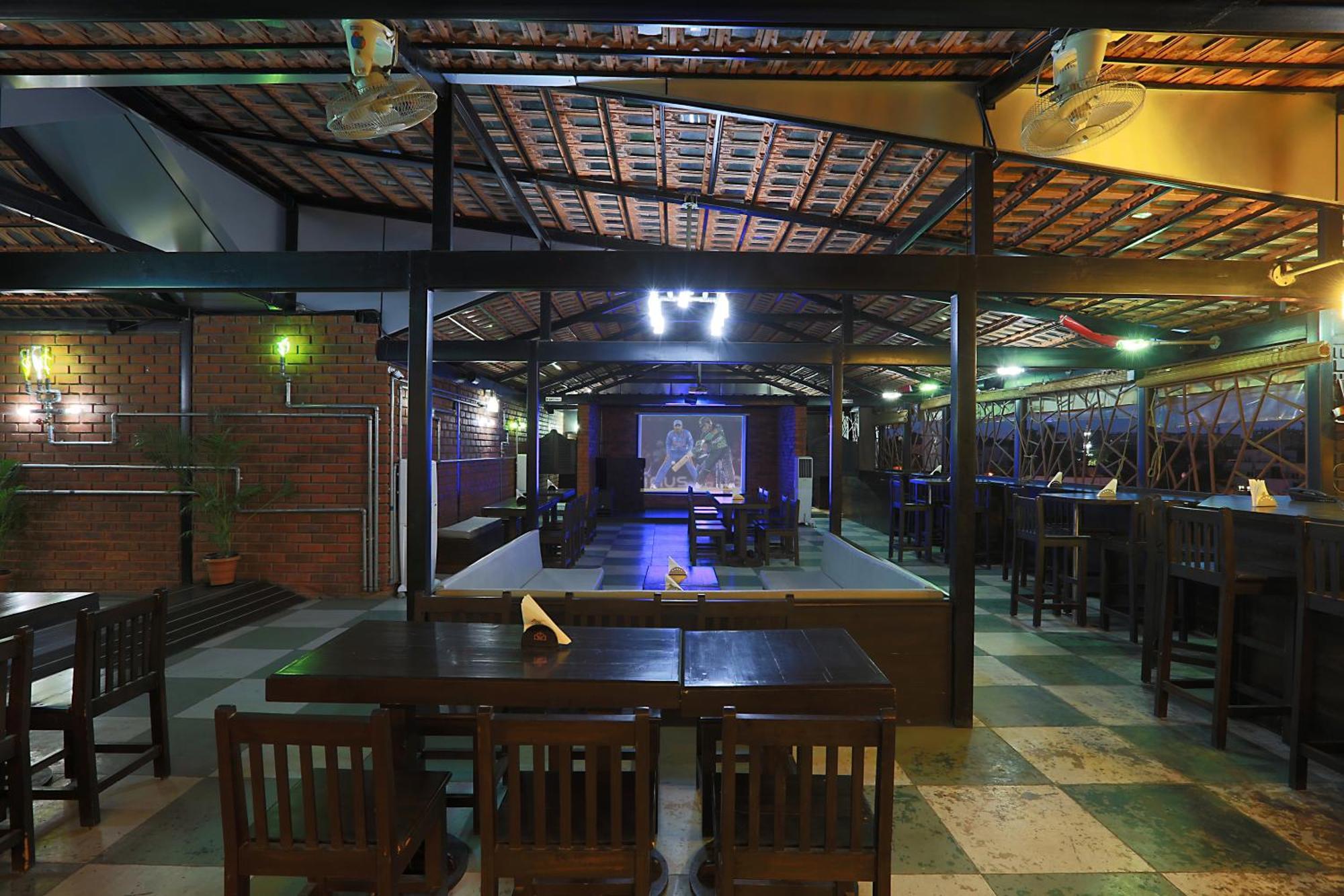 Hotel Abhimaani Vasathi, Rajajinagar
