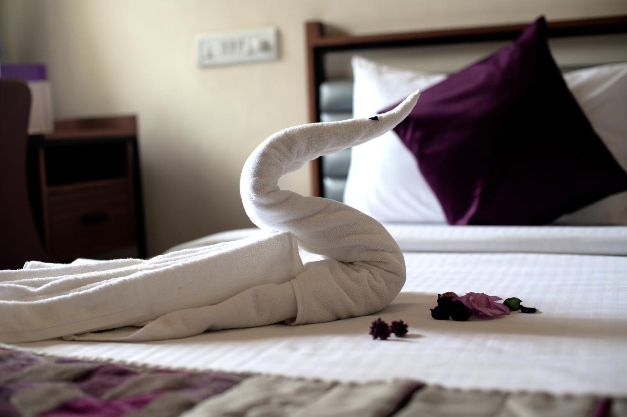 Hotel Purple Cloud Urban
