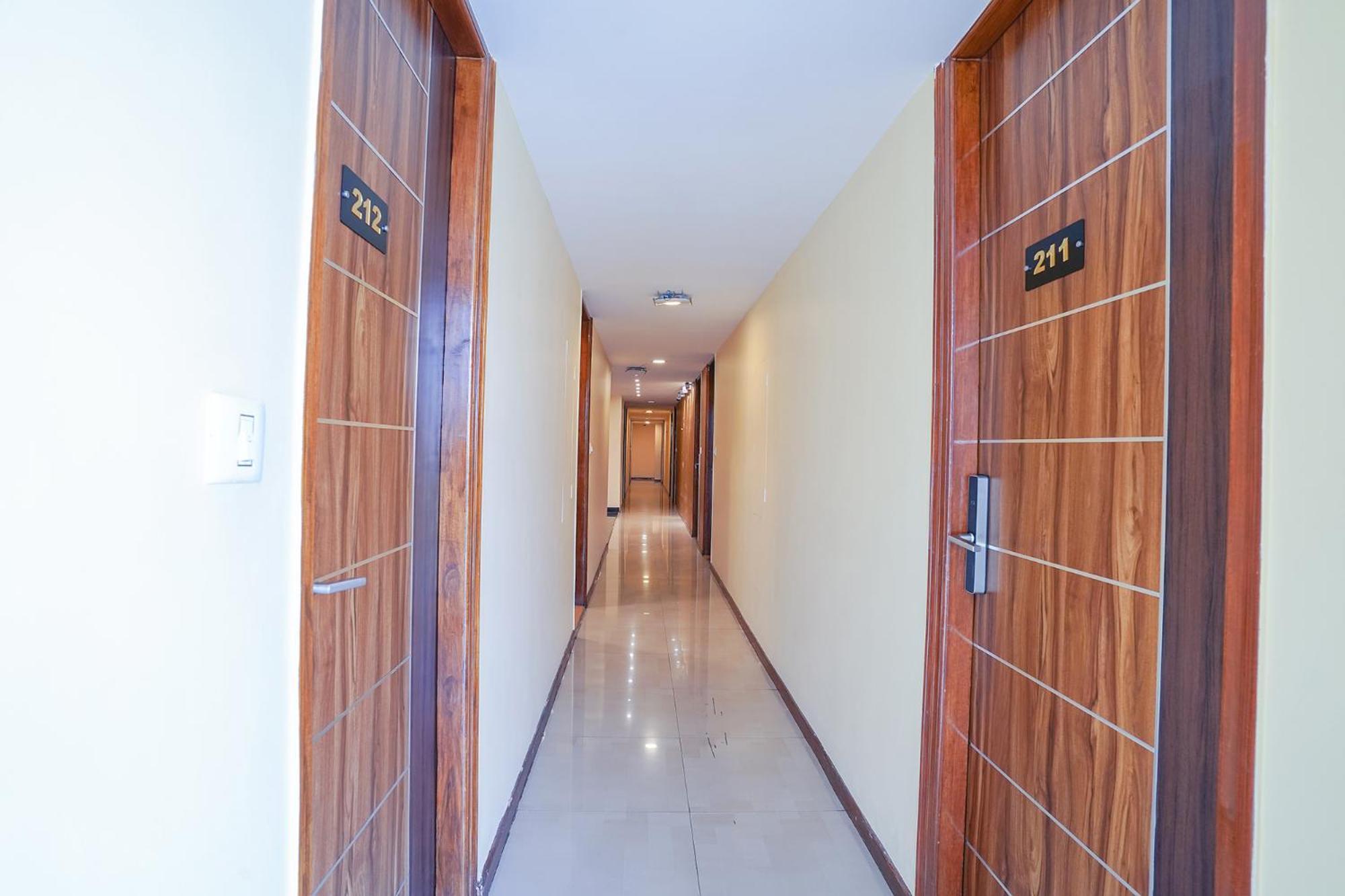 Fabhotel Prime Signature 3*