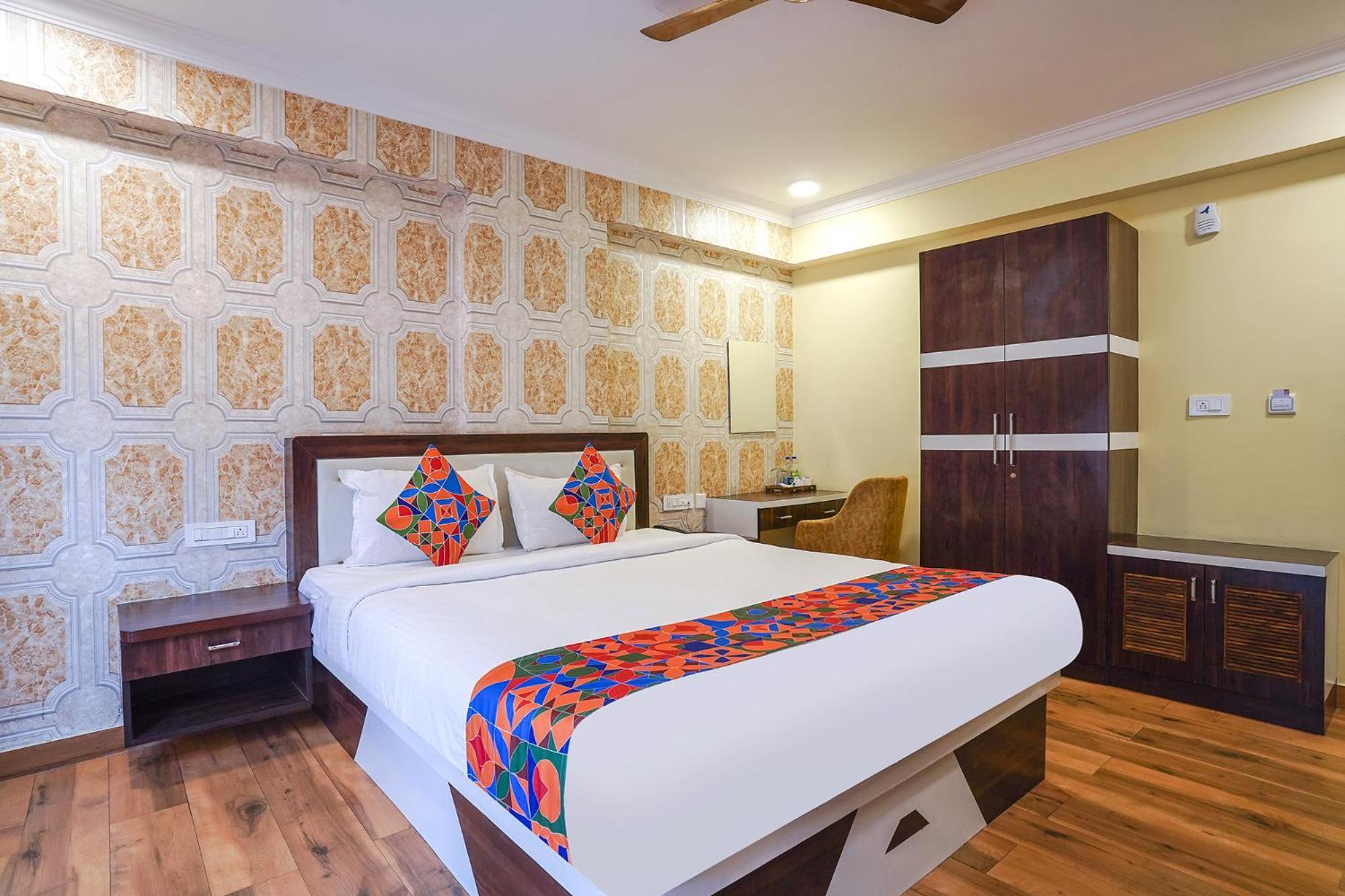 Hotel Fabhotel Prime Signature 3*