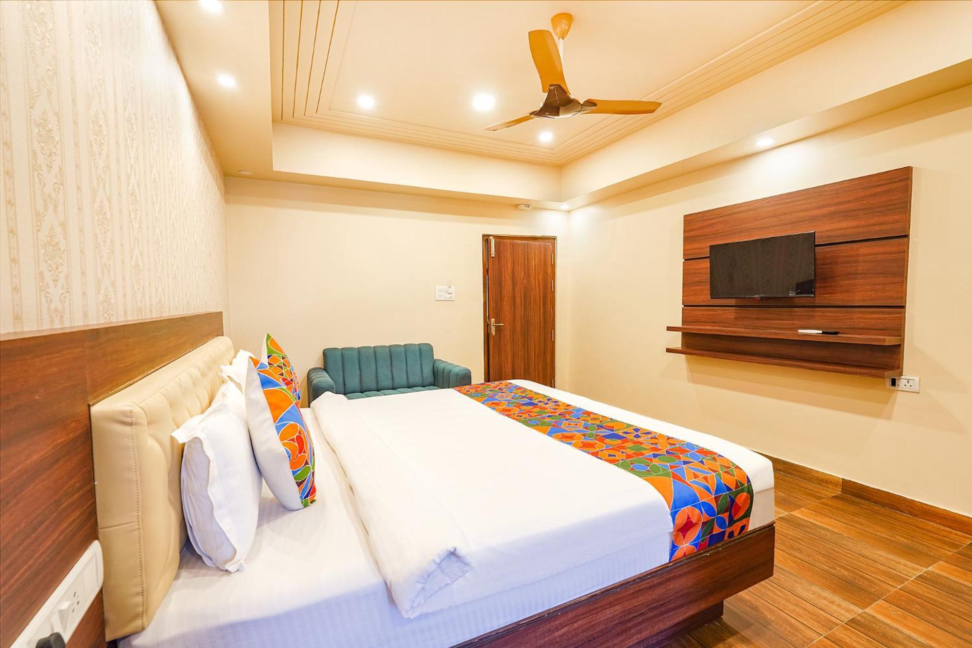 Fabhotel Grand Falcon Bangalore