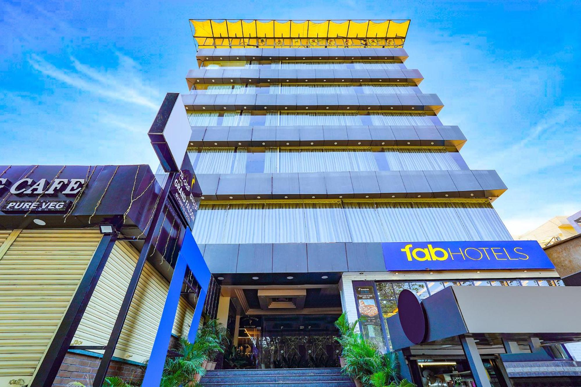 Hotel Fabhotel Grand Falcon Bangalore